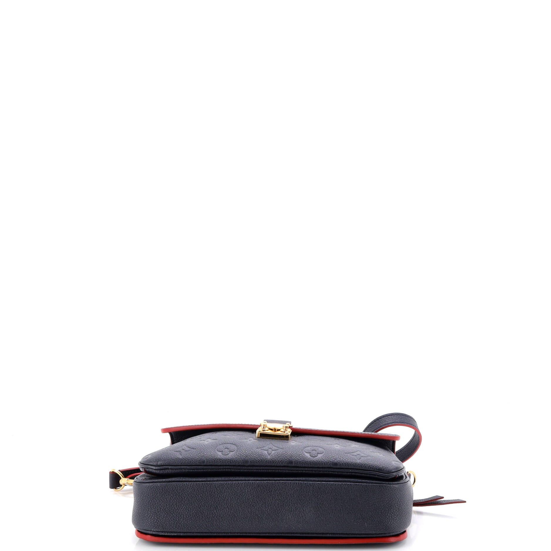 Louis Vuitton Pochette Metis Size ONE SIZE - 4 Thumbnail