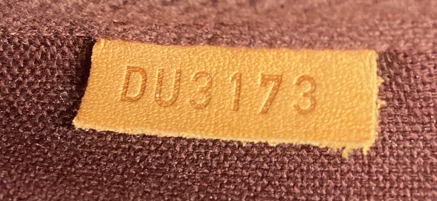 Louis Vuitton Favorite Handbag Size ONE SIZE - 9 Thumbnail