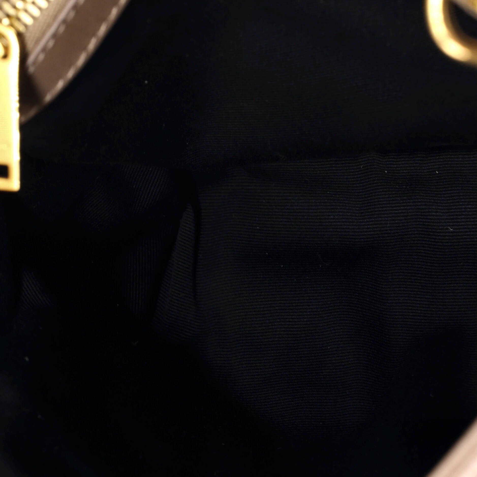 Saint Laurent Paris Loulou Shoulder Bag Size ONE SIZE - 5 Thumbnail