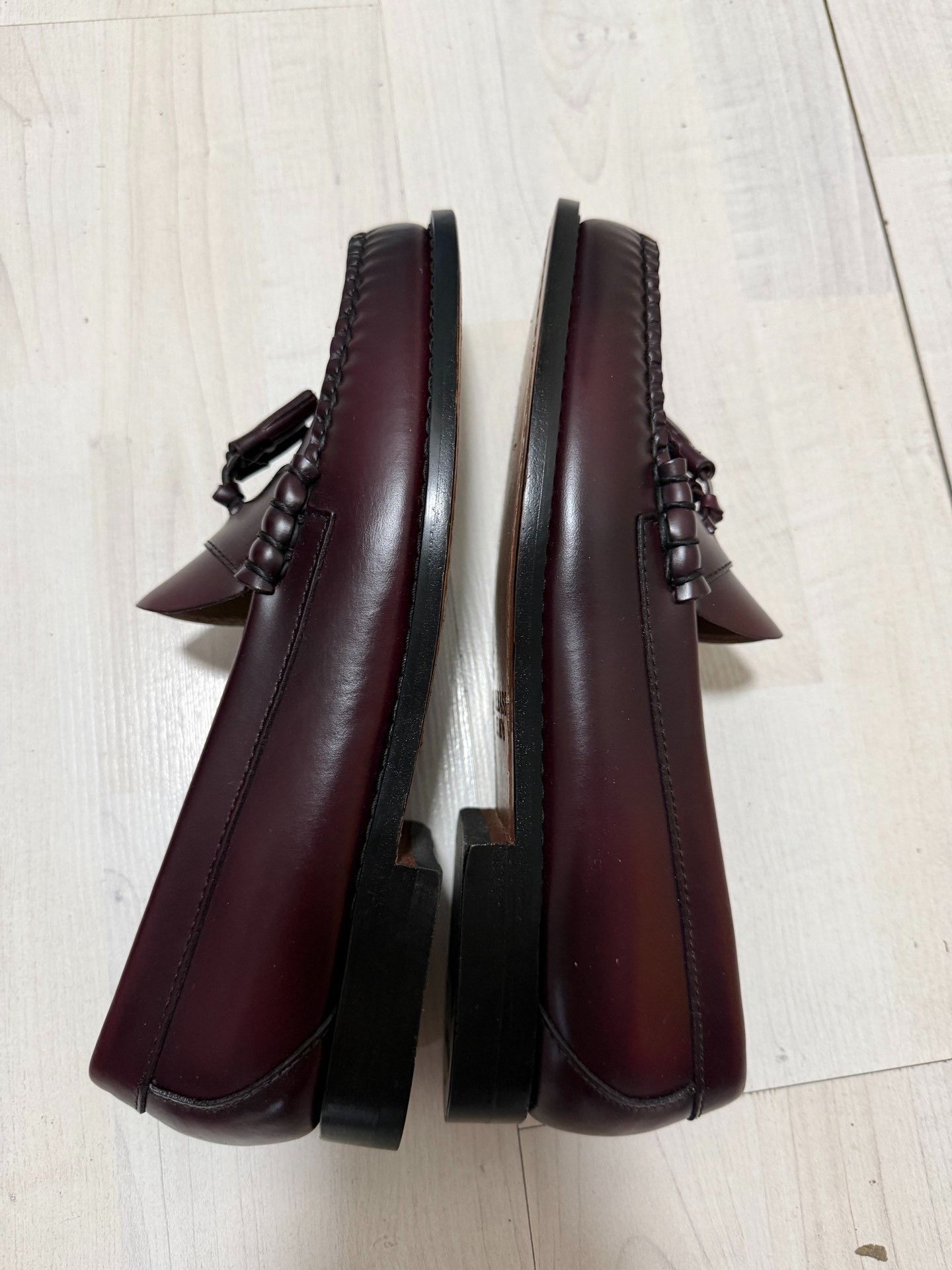 G.H. Bass & Co. G.H. Bass Men's Weejuns Larson Tassel Loafers Size US 8 / EU 41 - 9 Thumbnail