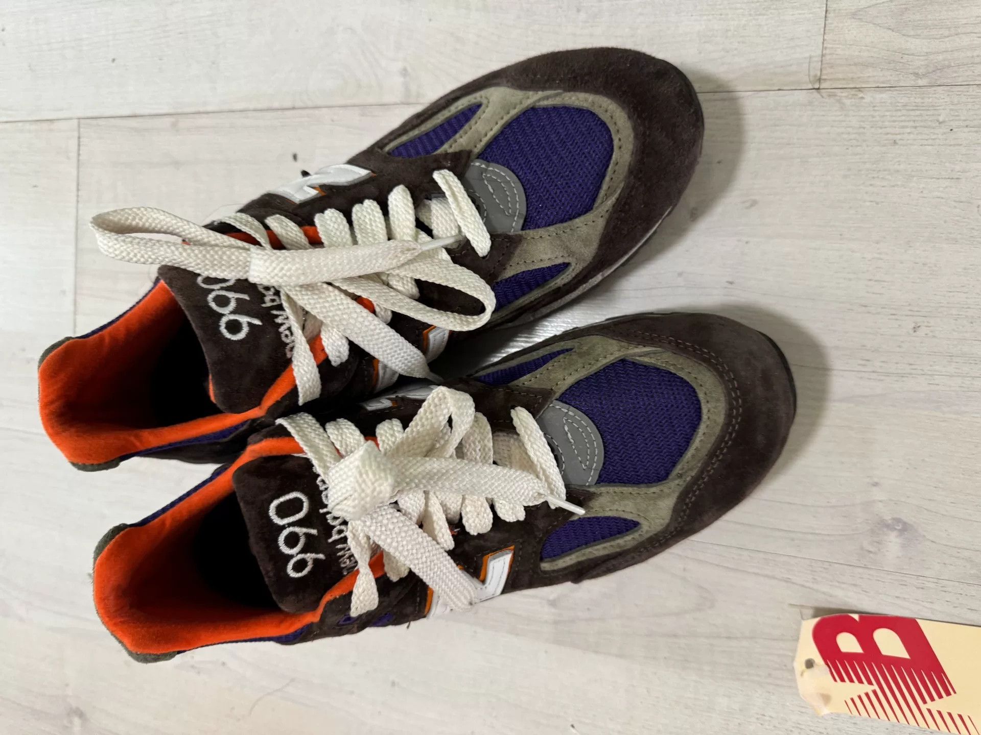 New Balance New Balance 990 V2 Casual Shoes Size US 9 / EU 42 - 9 Thumbnail