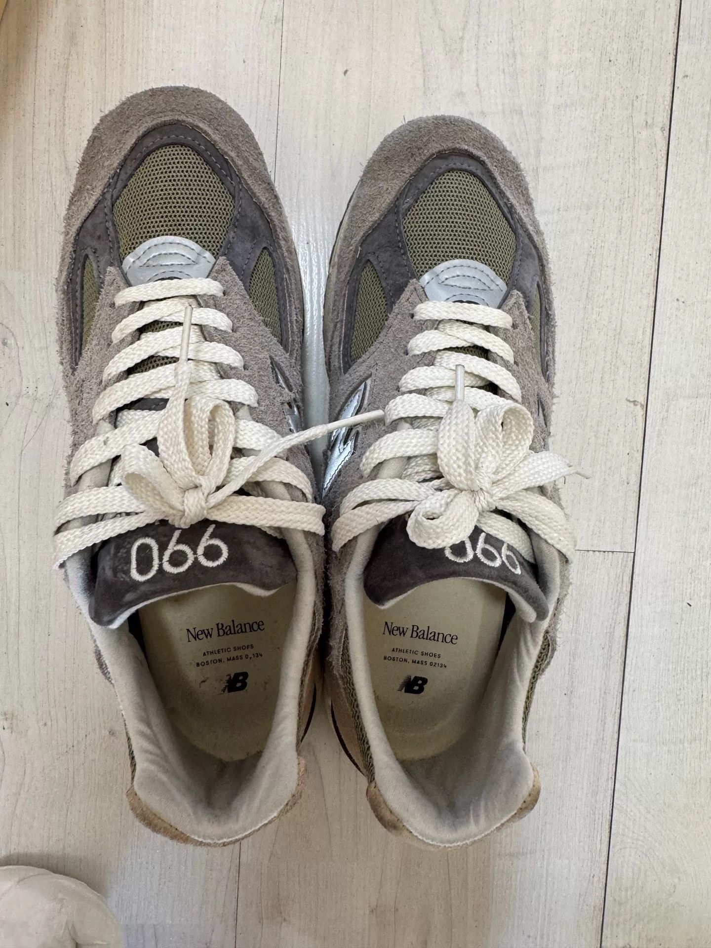 New Balance New Balance Teddy Santis 990 V2 USA Size US 9 / EU 42 - 4 Thumbnail