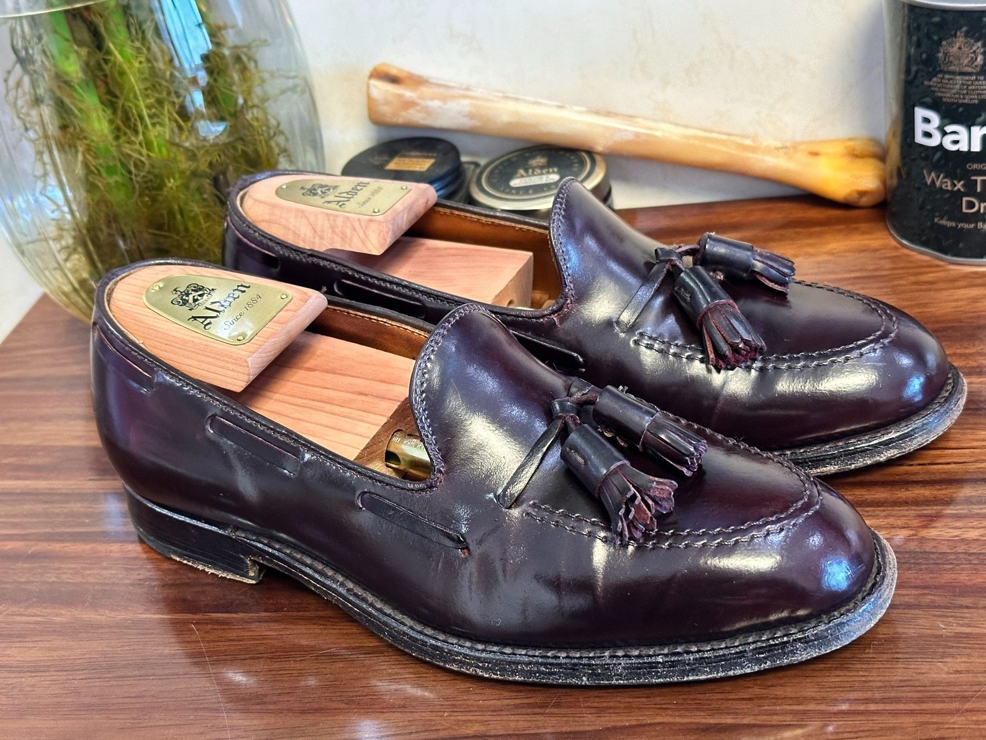 Alden Alden Shell Cordovan Loafer 563 Size US 7.5 / EU 40-41 - 2 Thumbnail