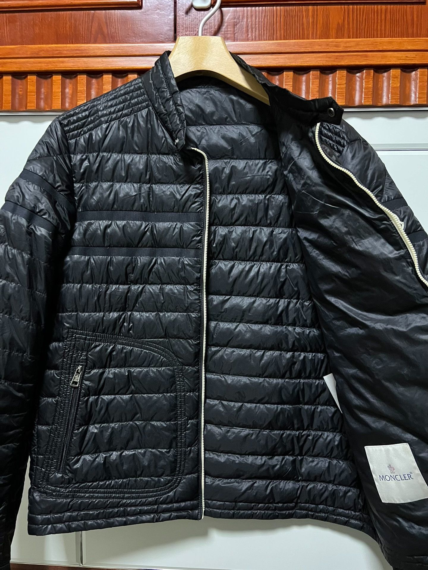 Moncler Moncler Light Down Motorcycle Jacket Size US L / EU 52-54 / 3 - 3 Thumbnail