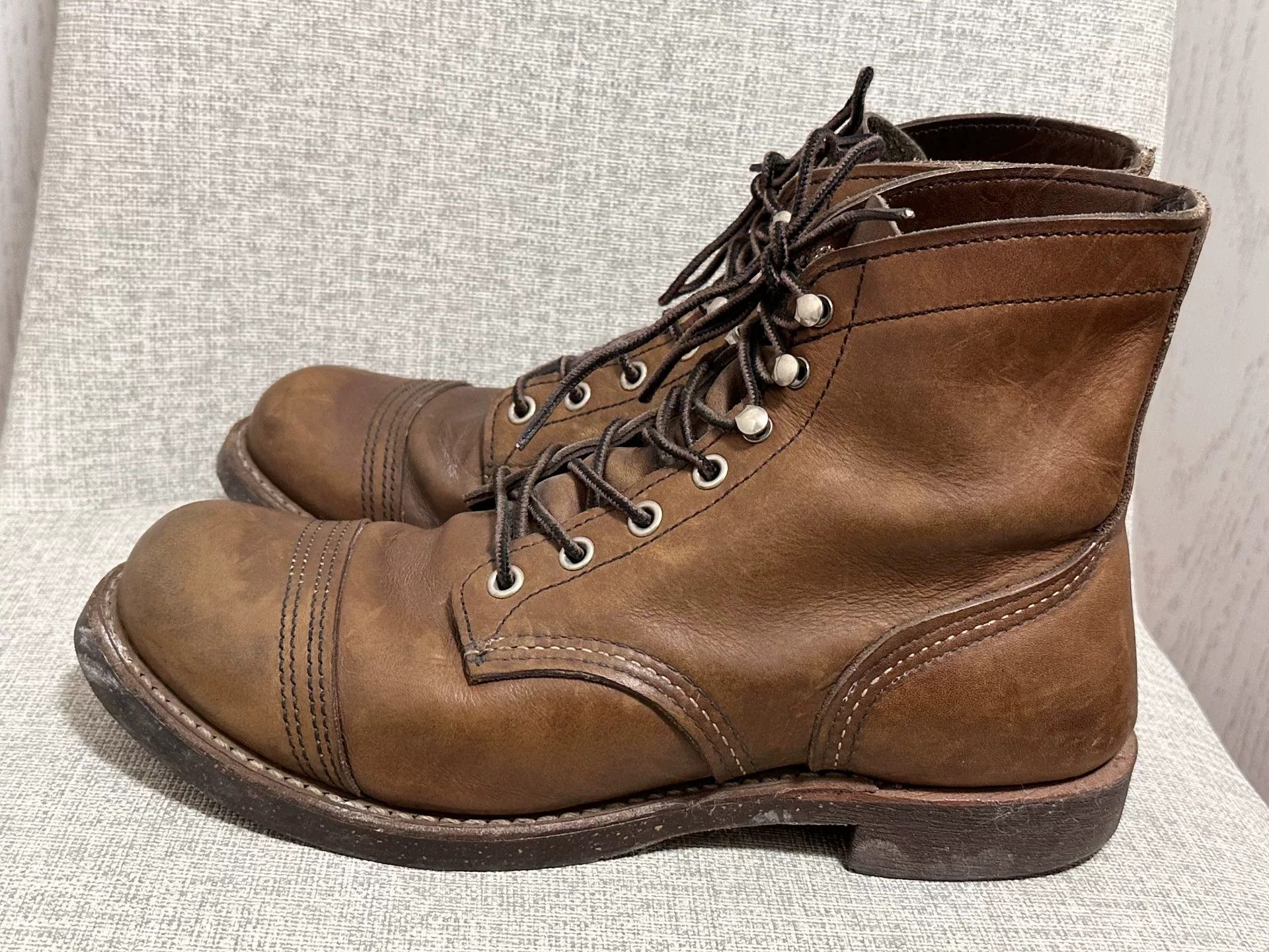 Red Wing Red Wing 8111 Crepe Sole Boot Size US 7 / EU 40 - 3 Thumbnail