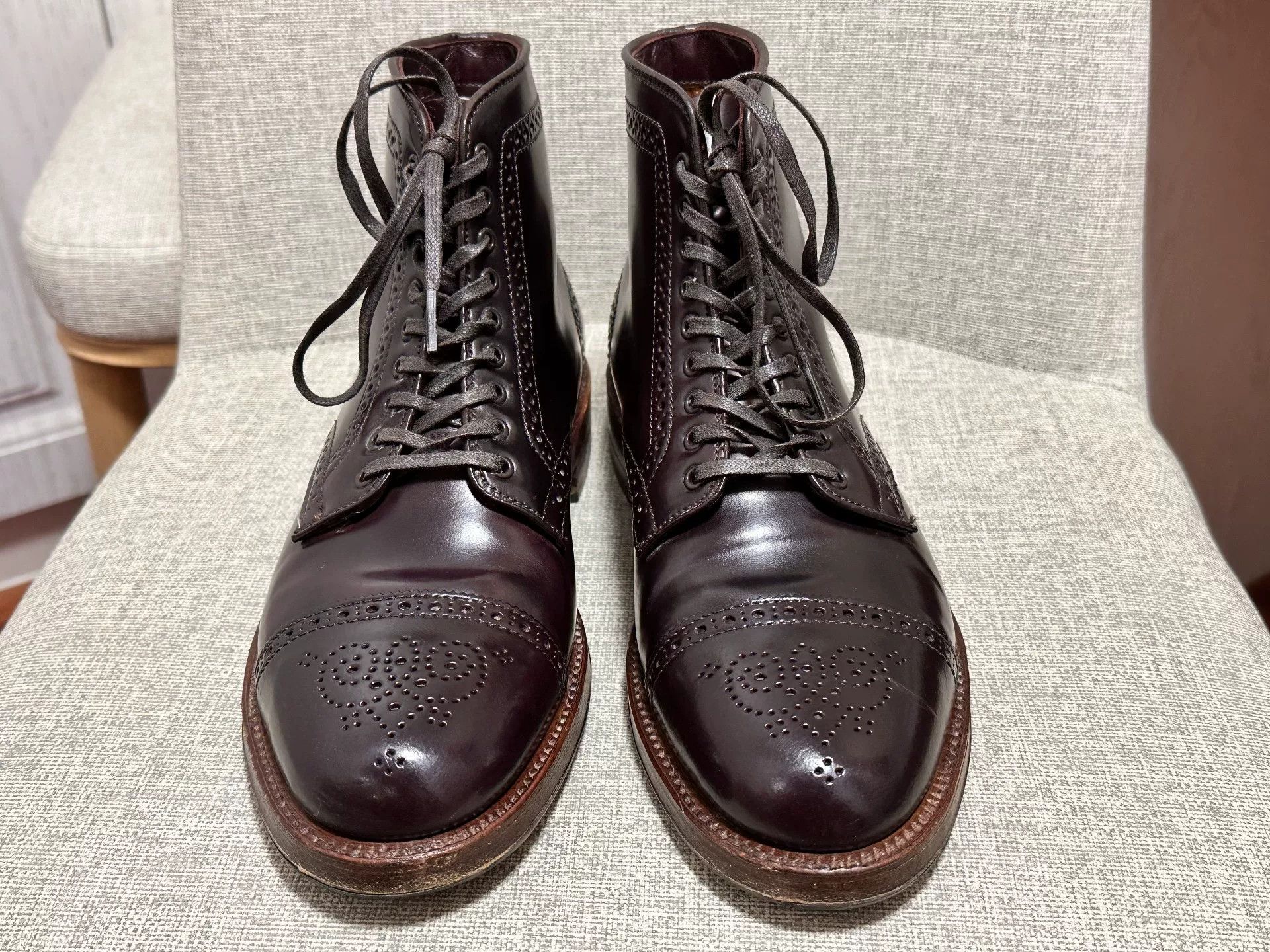 Alden Alden Medallion StraightTip Boot Size US 7.5 / EU 40-41 - 3 Thumbnail