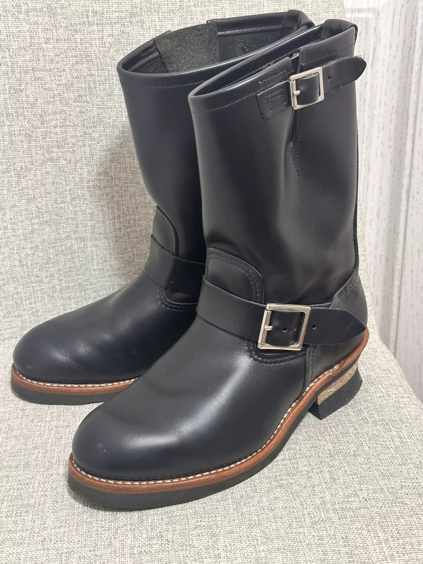 Red Wing Red Wing 2268 Engineer Boots Size US 7 / EU 40 - 2 Thumbnail