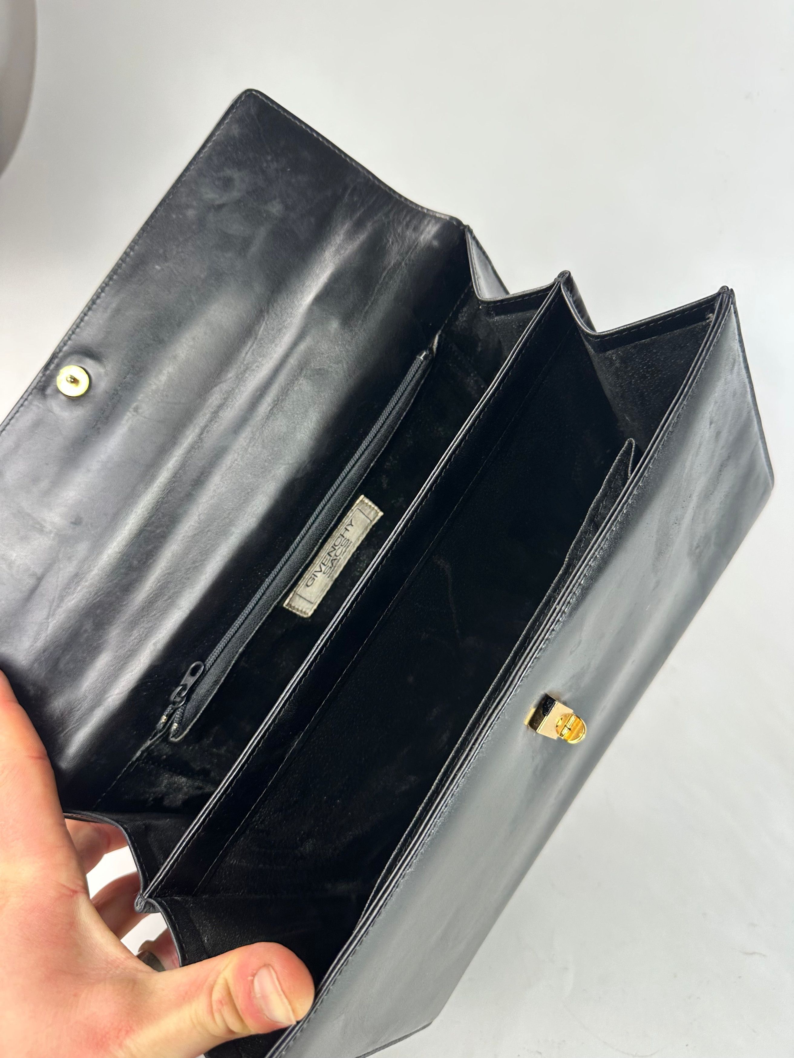 Givenchy Vintage Leather Handbag Black Size ONE SIZE - 8 Thumbnail