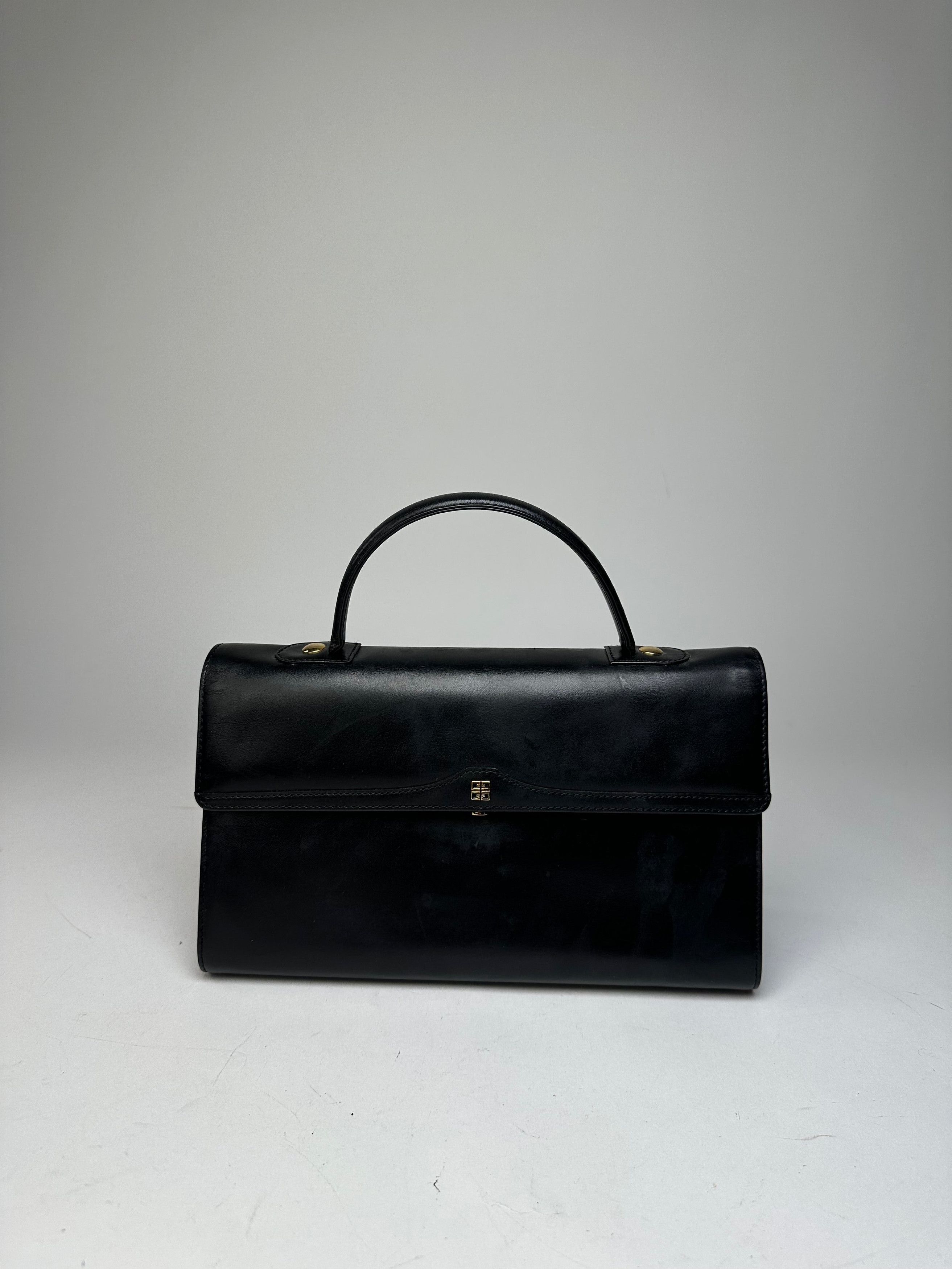 Givenchy Vintage Leather Handbag Black Size ONE SIZE - 7 Thumbnail