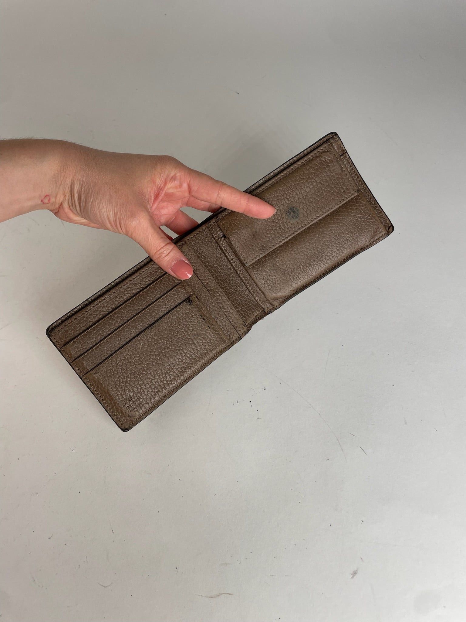Gucci Vintage Flapable Leather Wallet Brown Size ONE SIZE - 8 Thumbnail