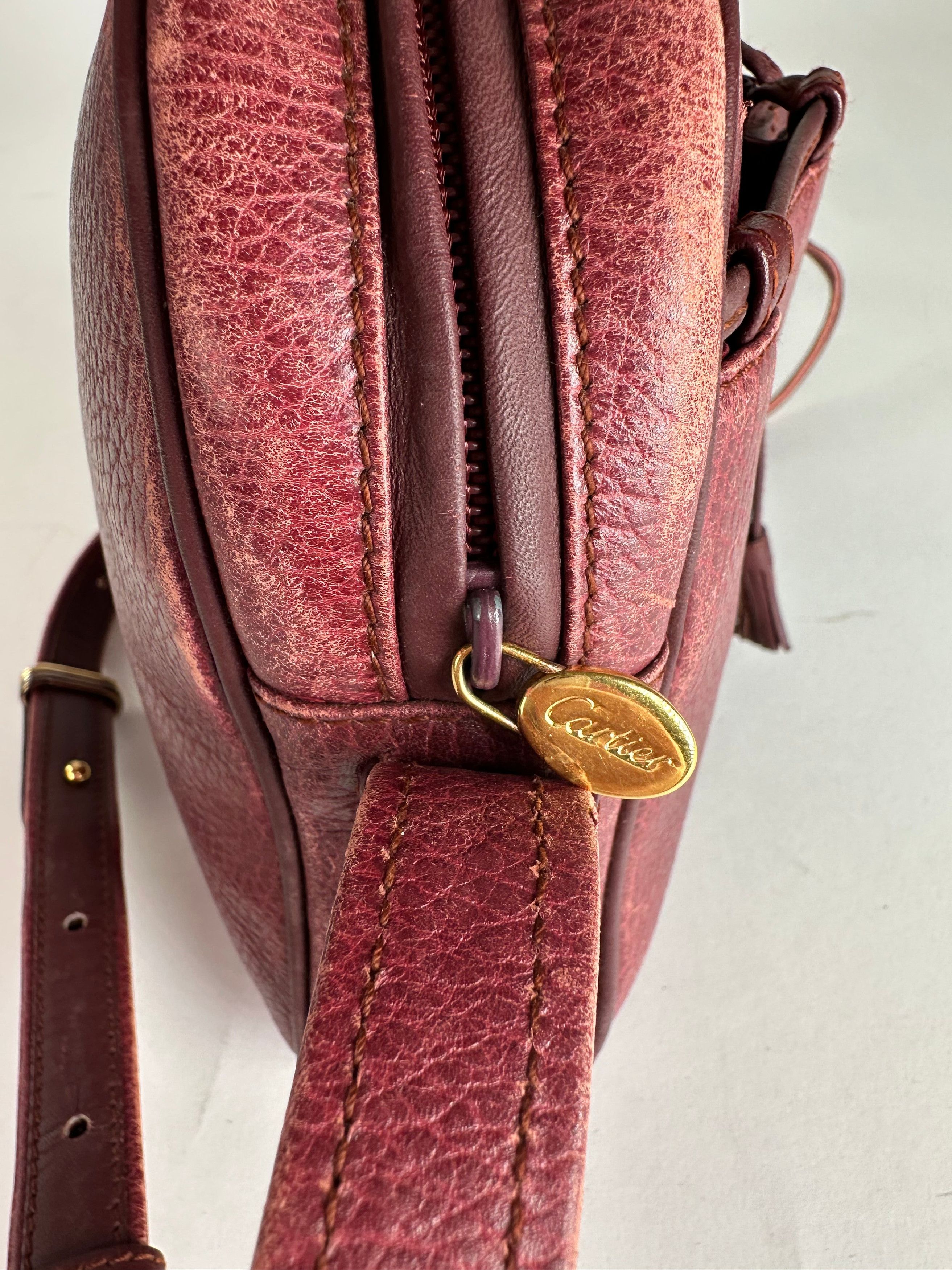 Cartier Vintage Leather Shoulder Bag Dark Red Size ONE SIZE - 9 Thumbnail
