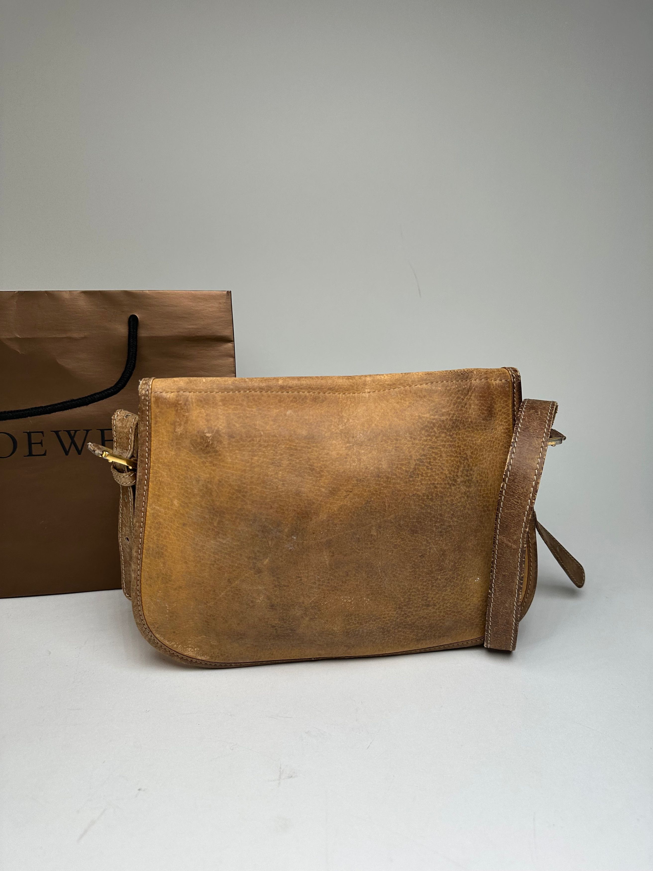 Loewe Vintage Anagram Leather Crossbody Shoulder Bag Brown Size ONE SIZE - 14 Thumbnail