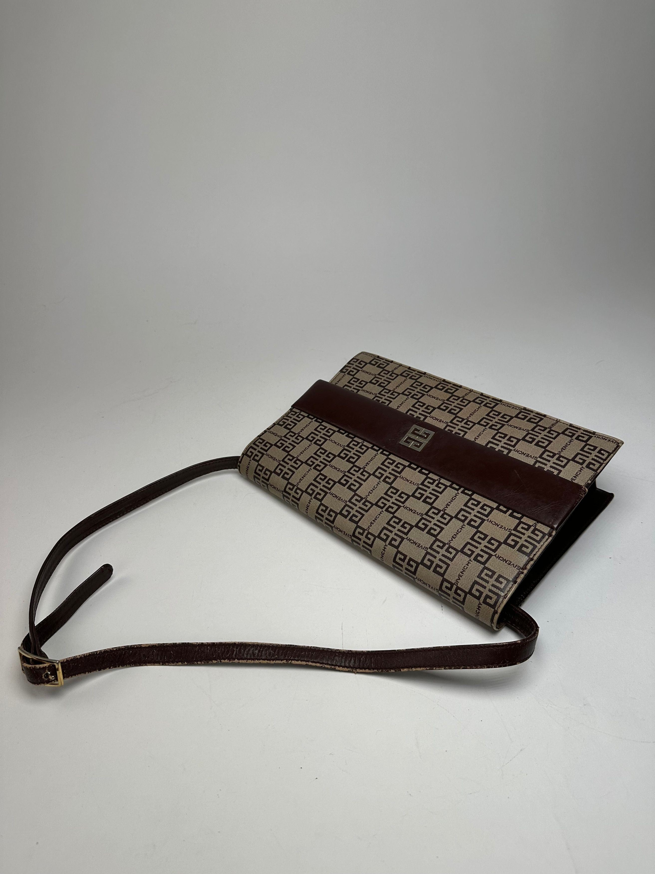 Givenchy Vintage Monogram Leather Multiway Vag Grey Brown Size ONE SIZE - 4 Thumbnail