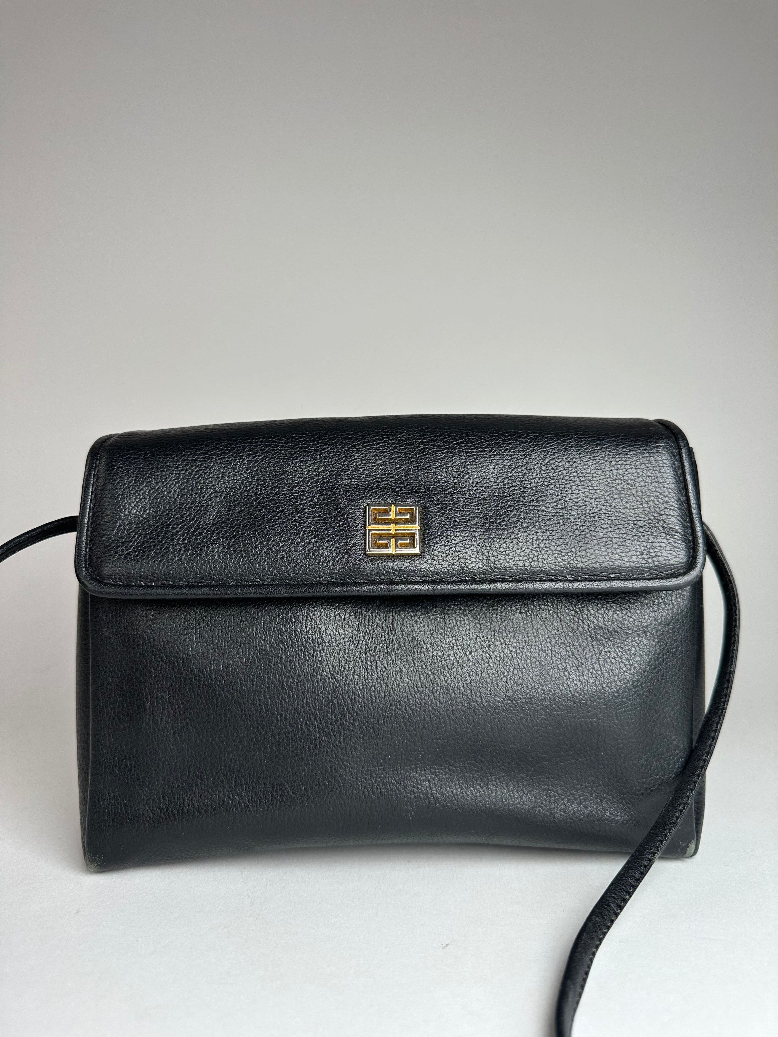 Givenchy Vintage Leather Shoulder Bag Black Size ONE SIZE - 13 Thumbnail