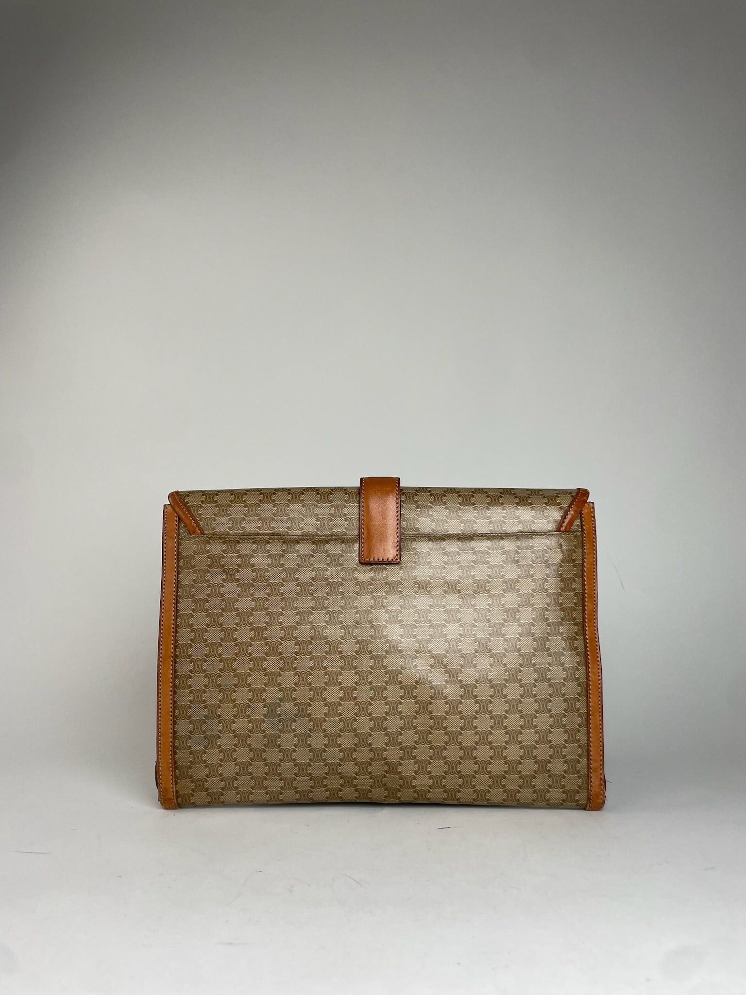 Celine Vintage Triomphe Monogram Leather Clutch Beige Brown Size ONE SIZE - 12 Thumbnail
