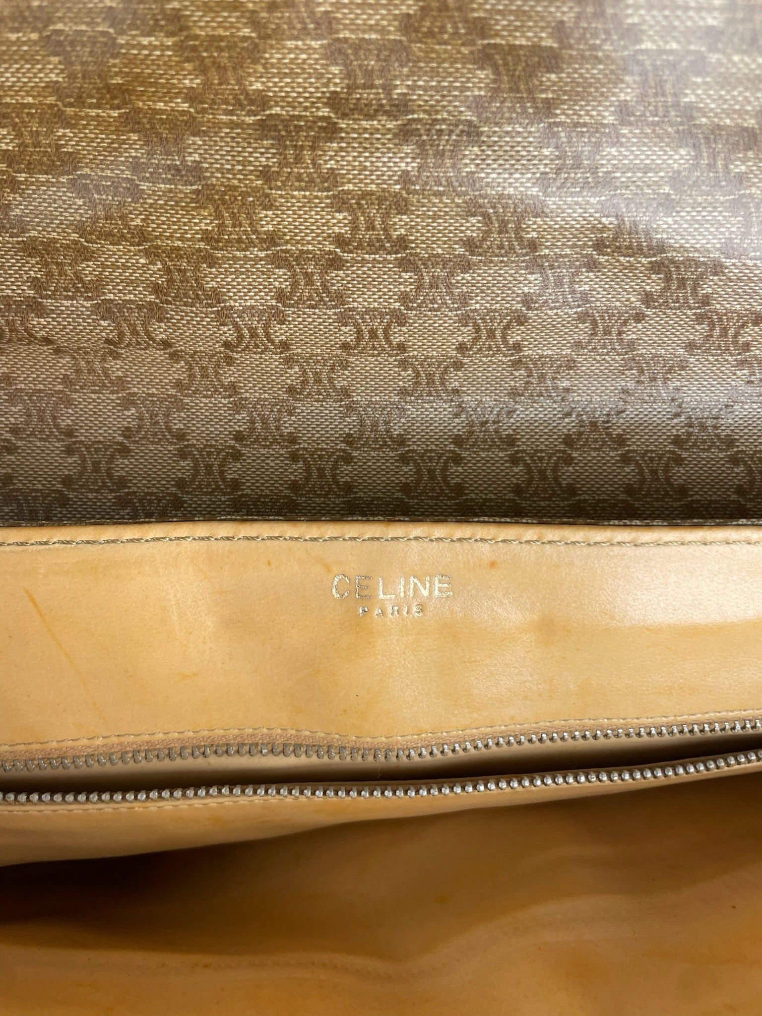 Celine Vintage Triomphe Monogram Leather Clutch Beige Brown Size ONE SIZE - 4 Thumbnail