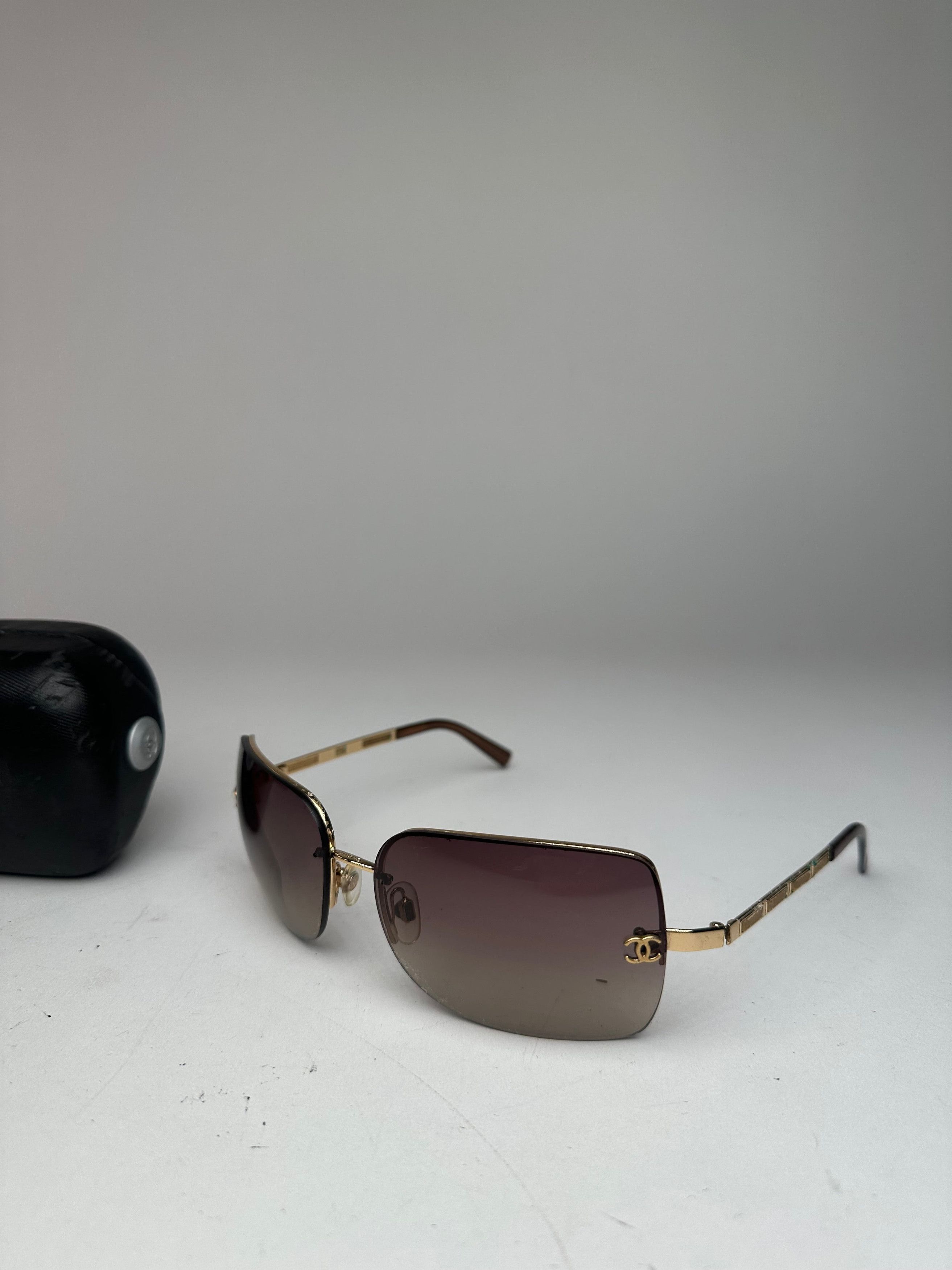 Chanel Vintage Rimless Sunglasses Brown Gold Size ONE SIZE - 13 Thumbnail