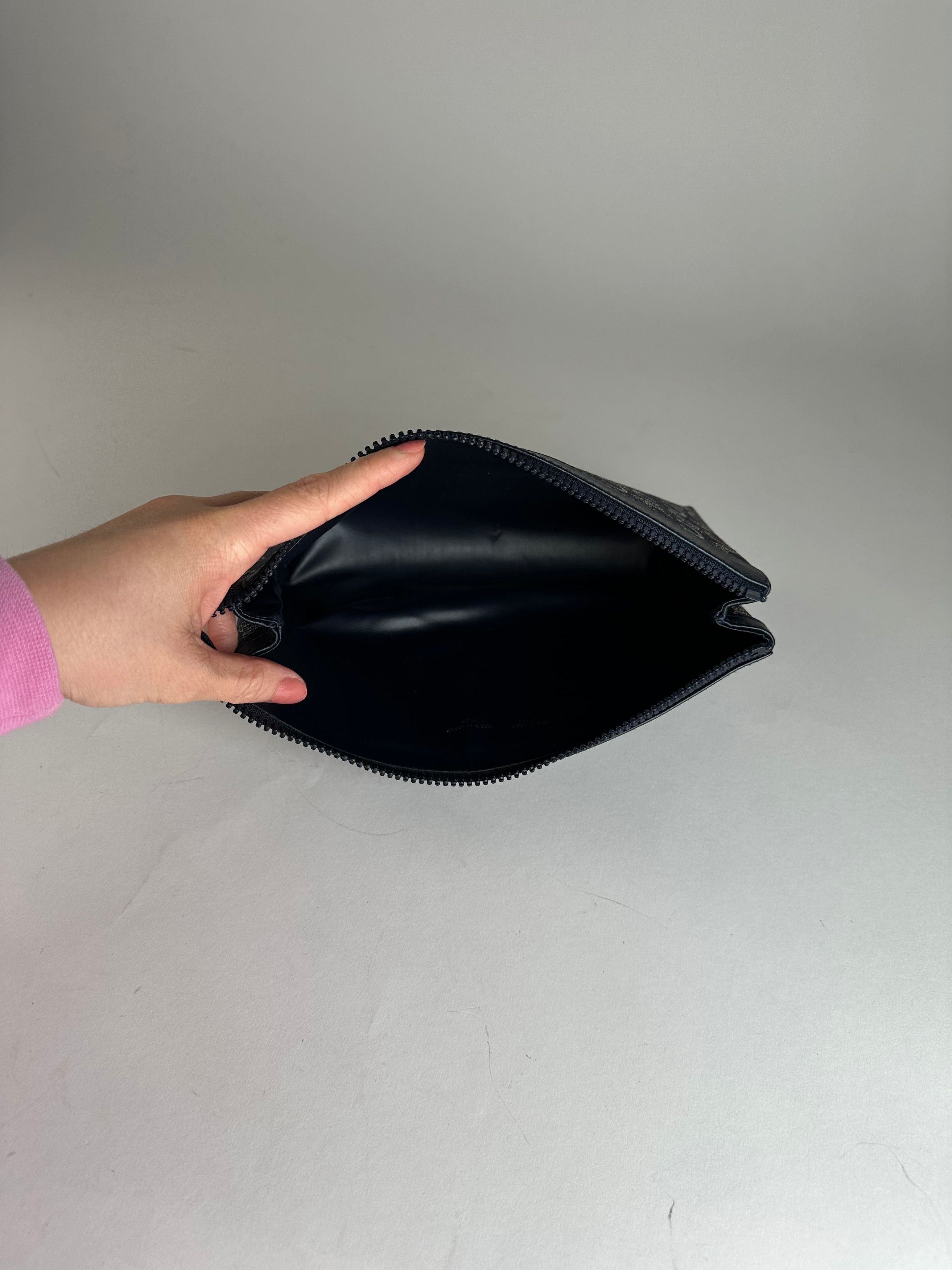 Celine Vintage Paris Monogram Clutch Navy White Size ONE SIZE - 5 Thumbnail