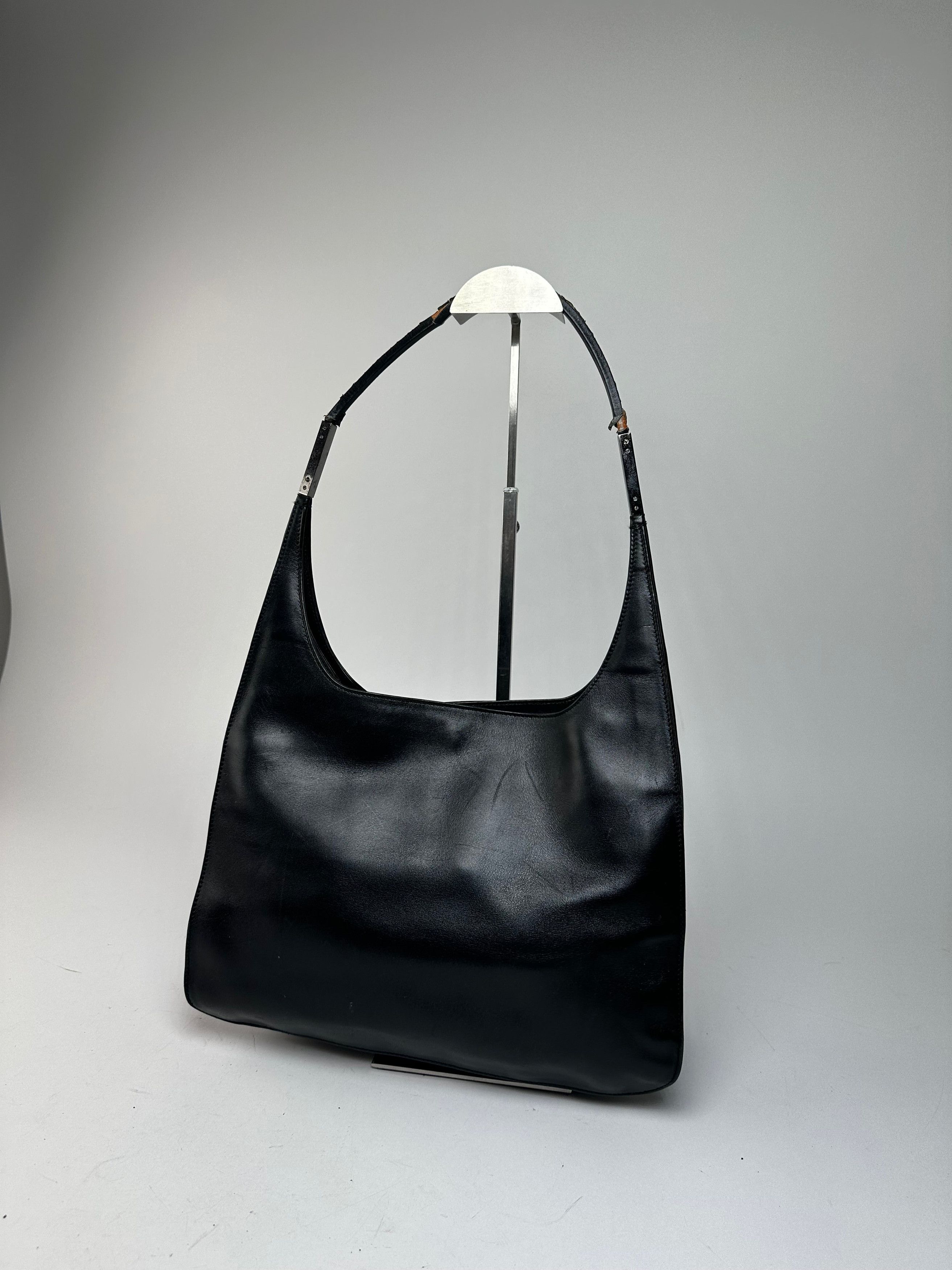 Gucci Vintage Leather Handbag Black Size ONE SIZE - 8 Thumbnail