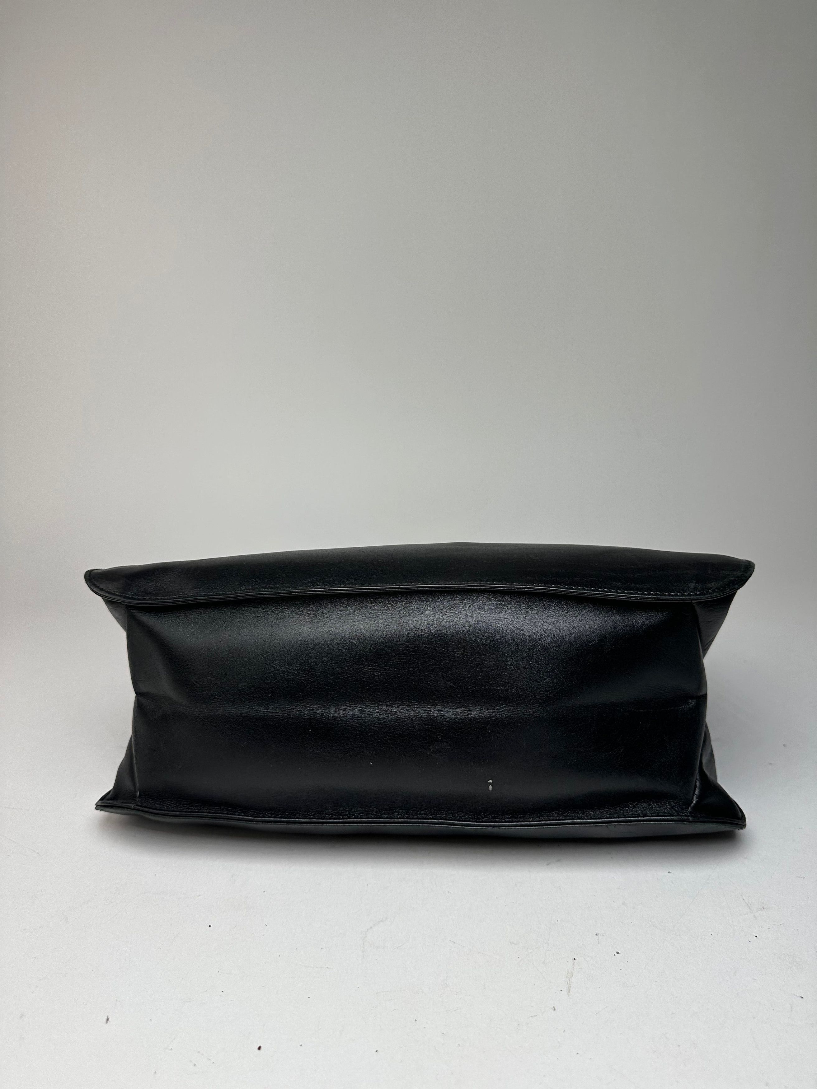 Gucci Vintage Leather Handbag Black Size ONE SIZE - 13 Thumbnail