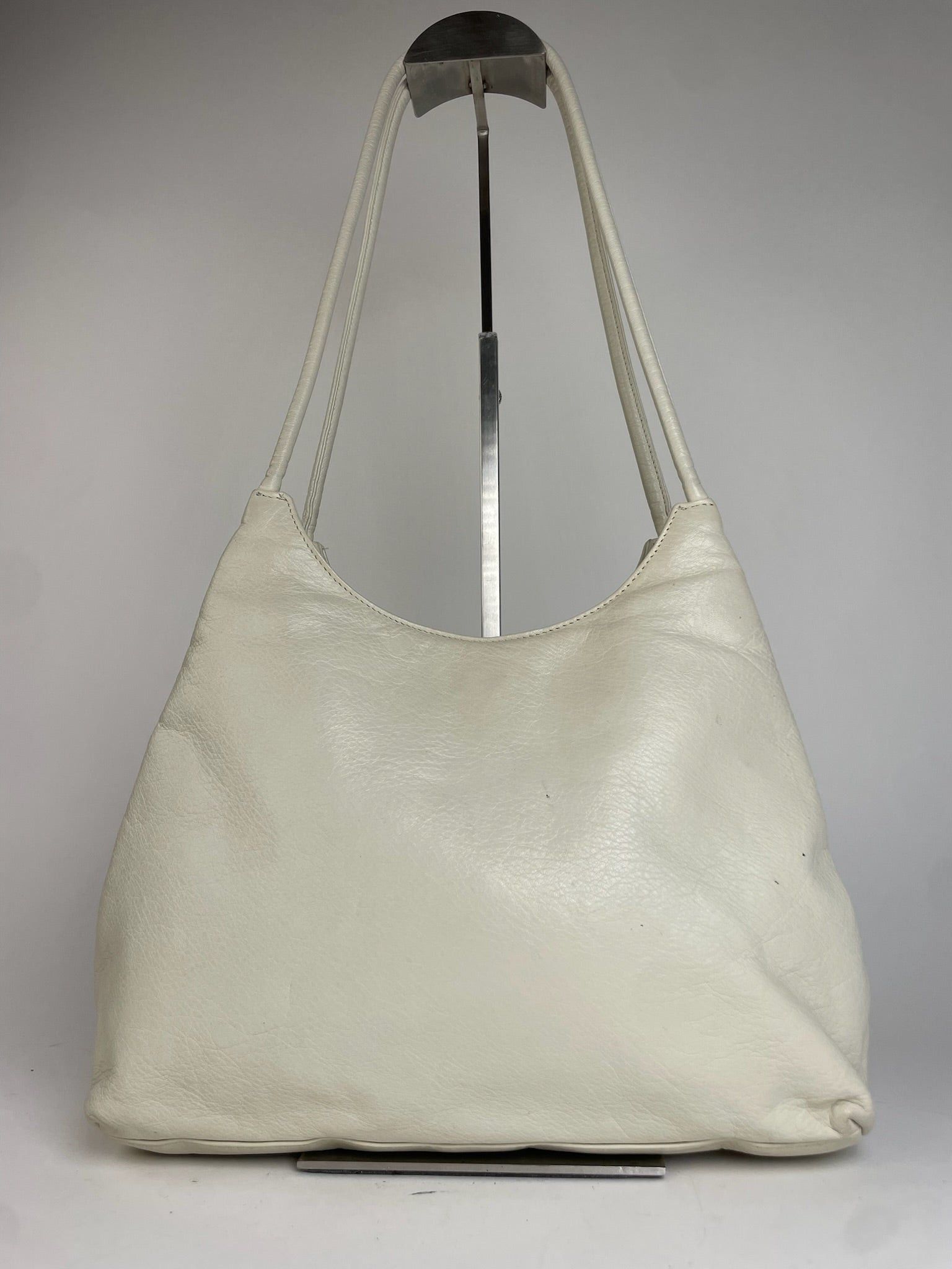 Givenchy Vintage Leather Bag White Size ONE SIZE - 2 Thumbnail