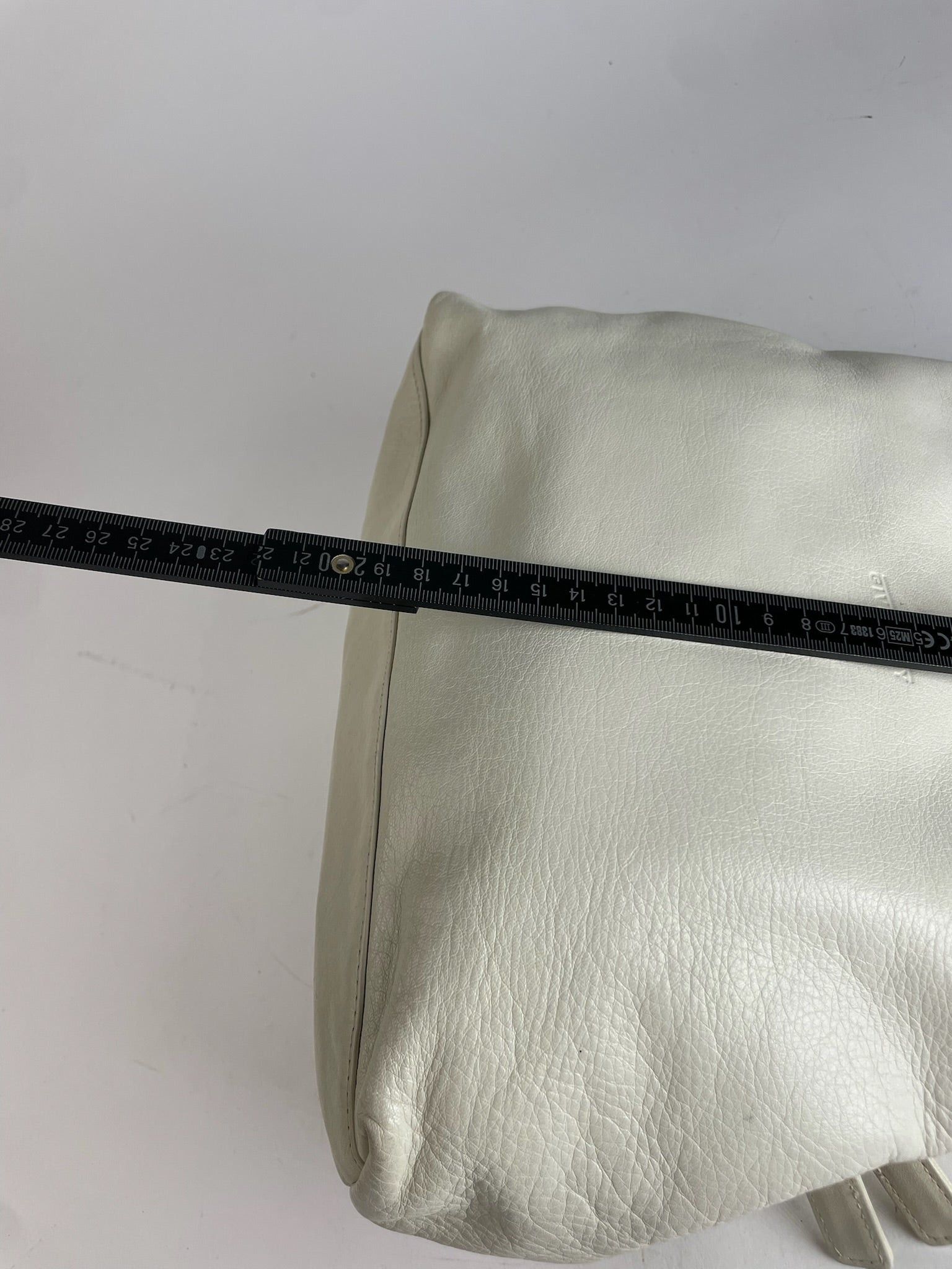 Givenchy Vintage Leather Bag White Size ONE SIZE - 10 Thumbnail