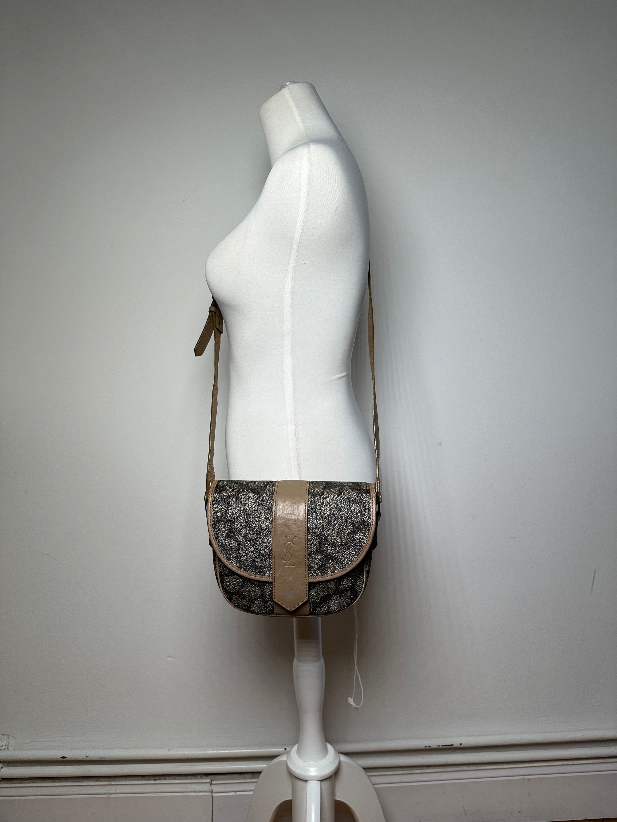 Other Vintage Yves Saint Laurent Stone Emblossed Leather Crossbody Size ONE SIZE - 4 Thumbnail