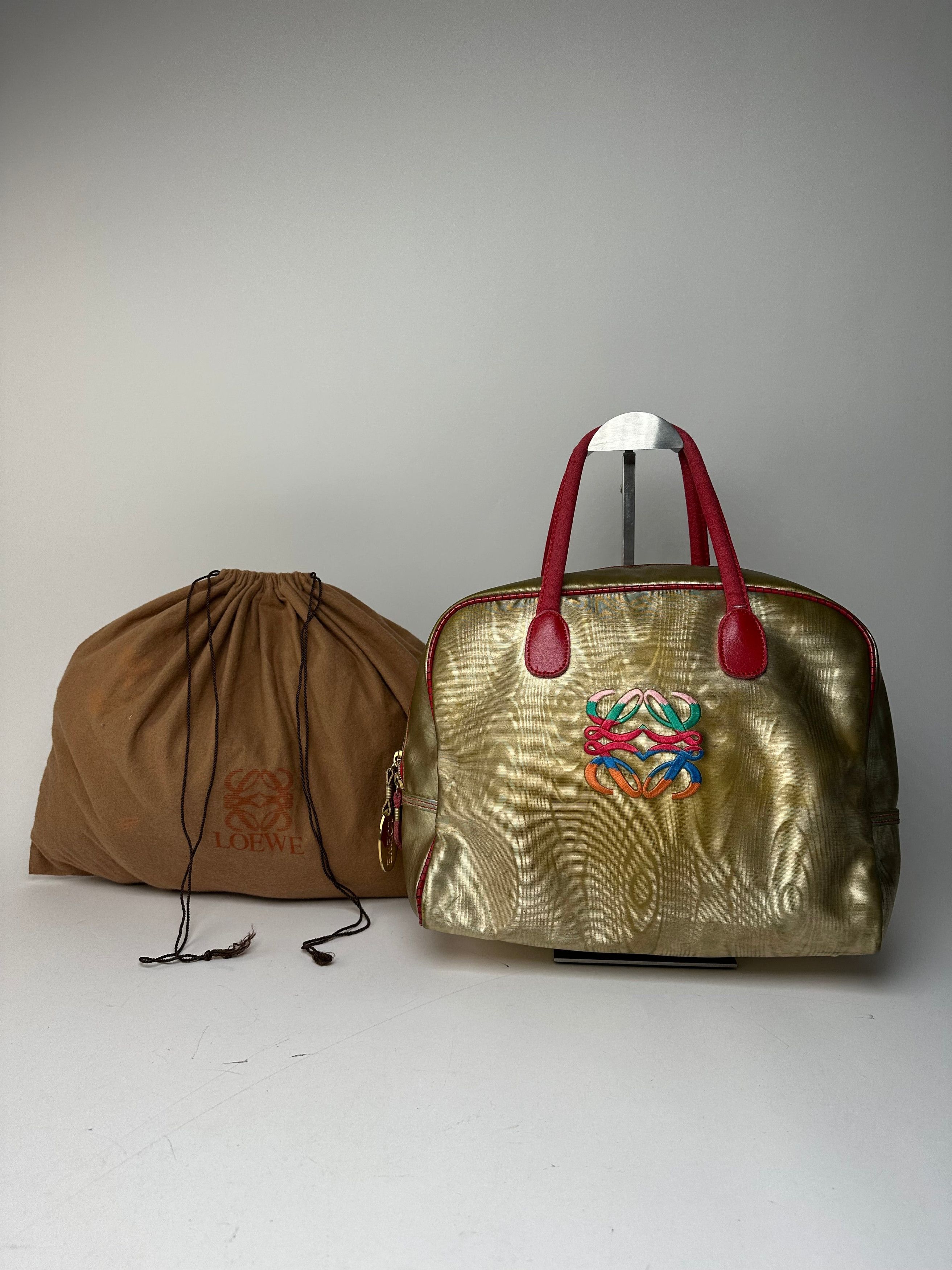 Loewe Vintage Madrid Pearl Emblossed Leather Handbag Gold Multicol Size ONE SIZE - 6 Thumbnail