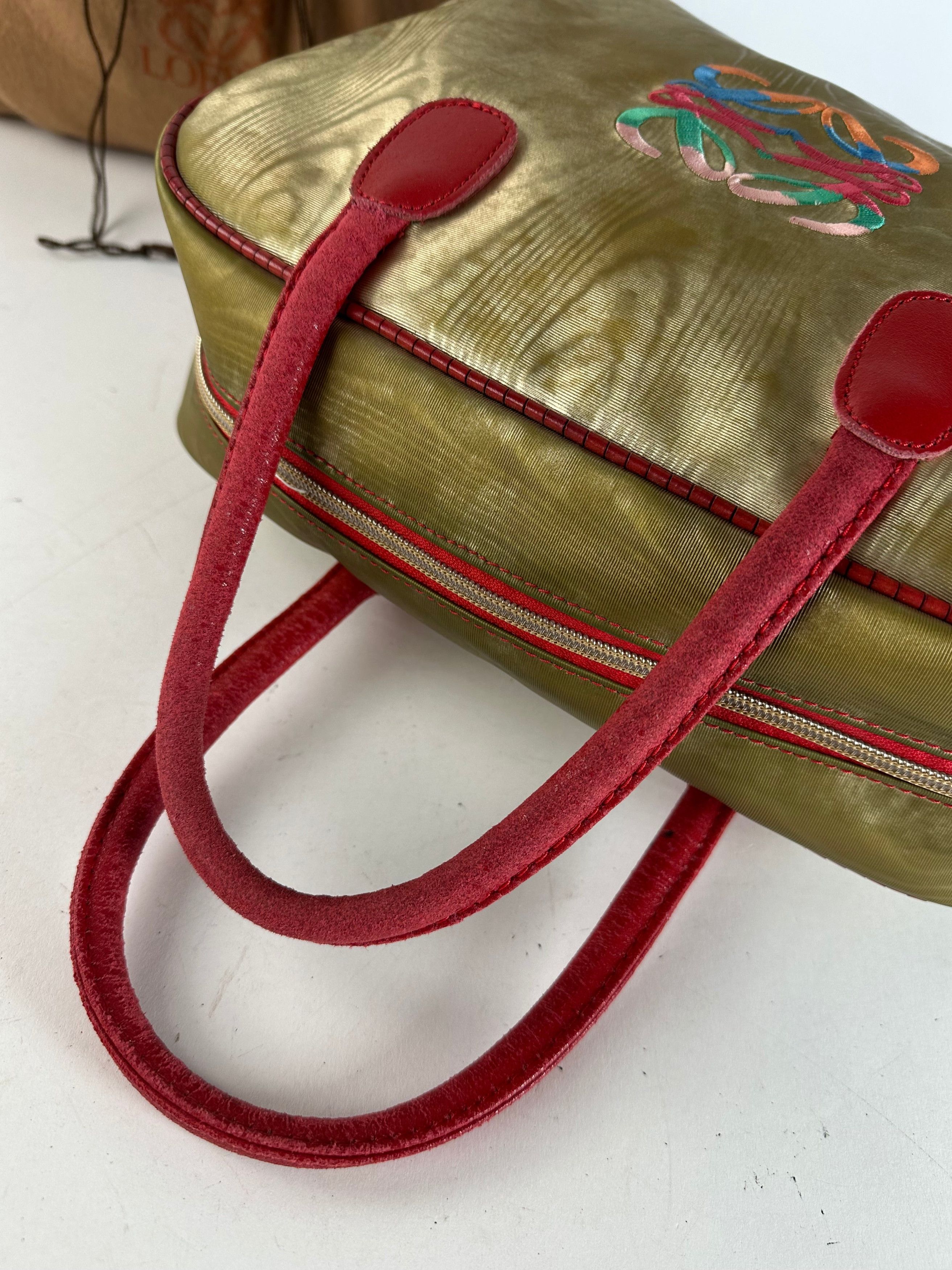 Loewe Vintage Madrid Pearl Emblossed Leather Handbag Gold Multicol Size ONE SIZE - 9 Thumbnail