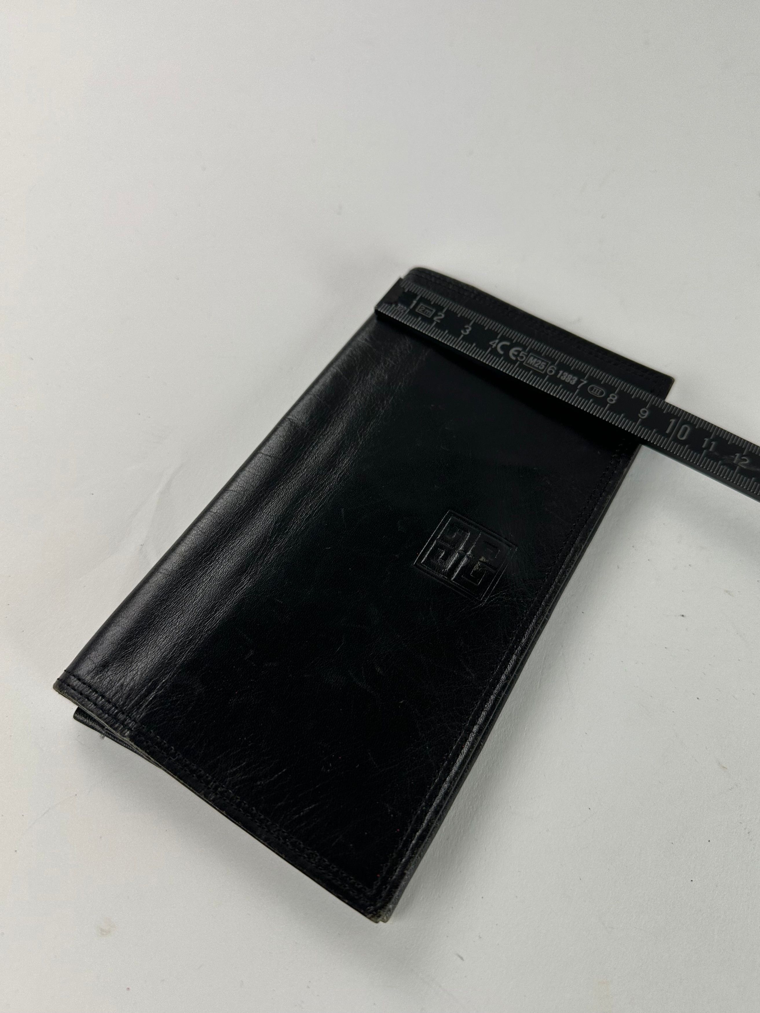 Givenchy Vintage Logo Leather Card Holder / Clutch Black Size ONE SIZE - 9 Thumbnail