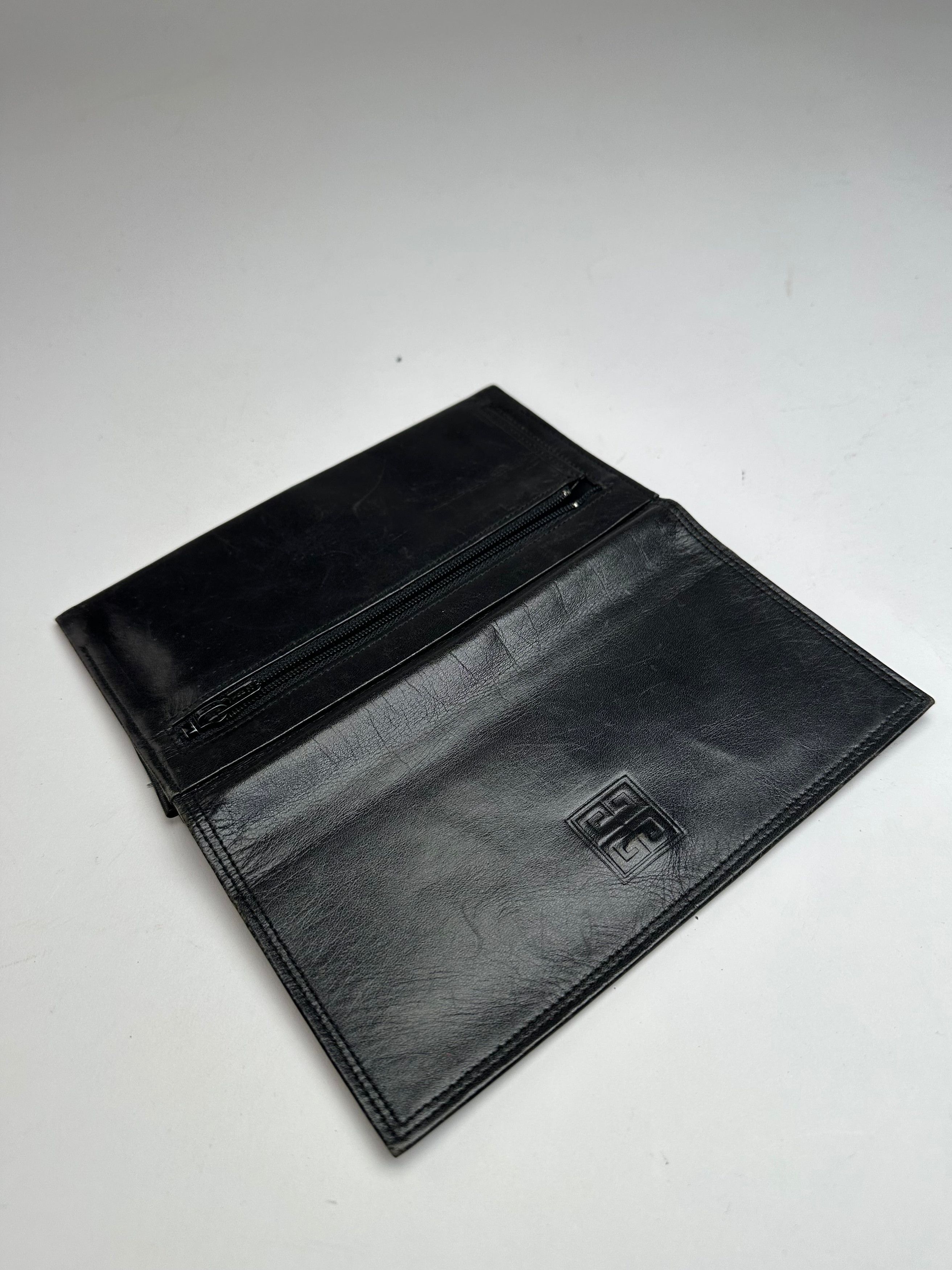 Givenchy Vintage Logo Leather Card Holder / Clutch Black Size ONE SIZE - 6 Thumbnail