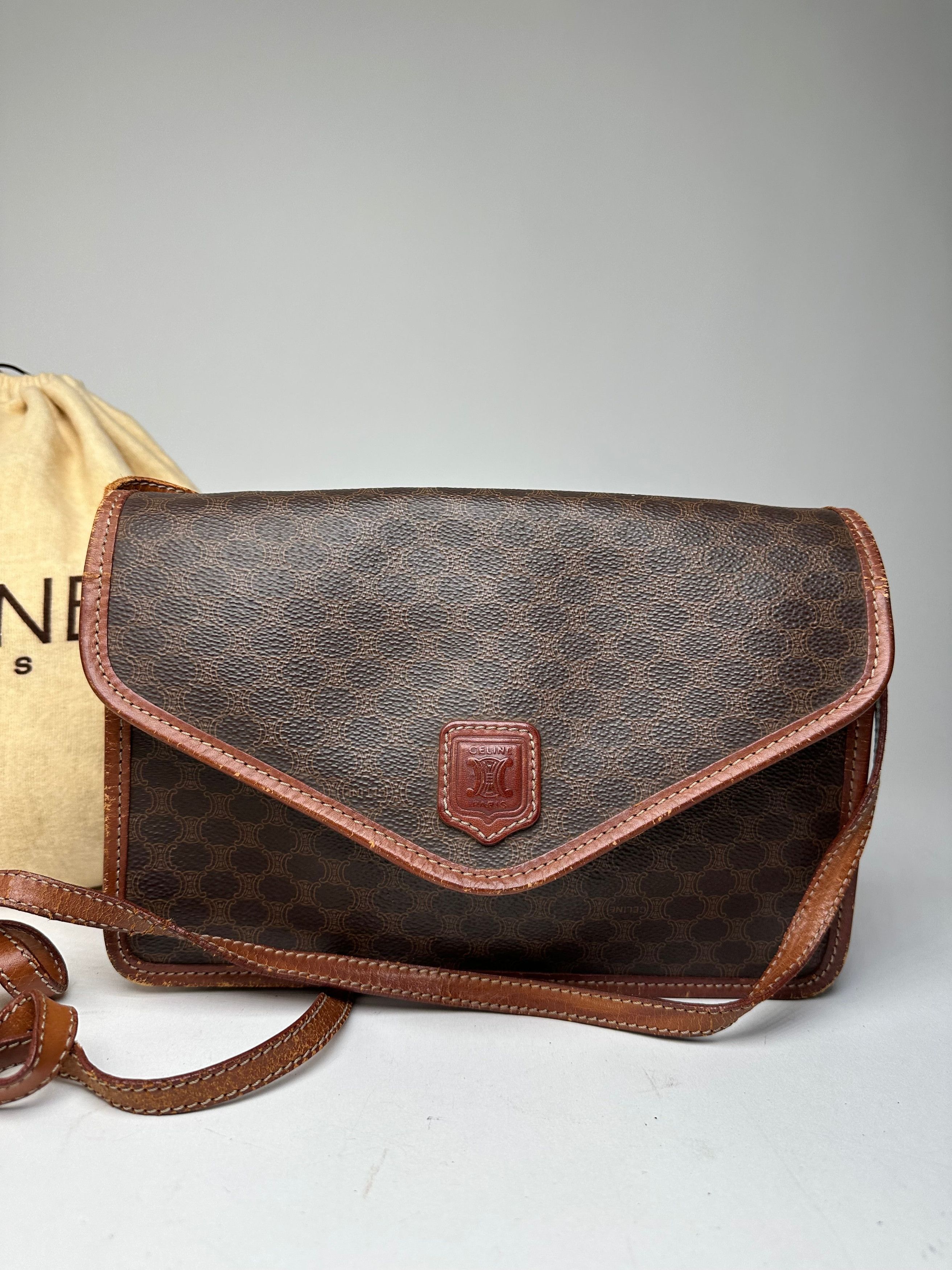Celine Vintage Crline Paris Triomphe Monogram Leather Shoulder / Cr Size ONE SIZE - 9 Thumbnail