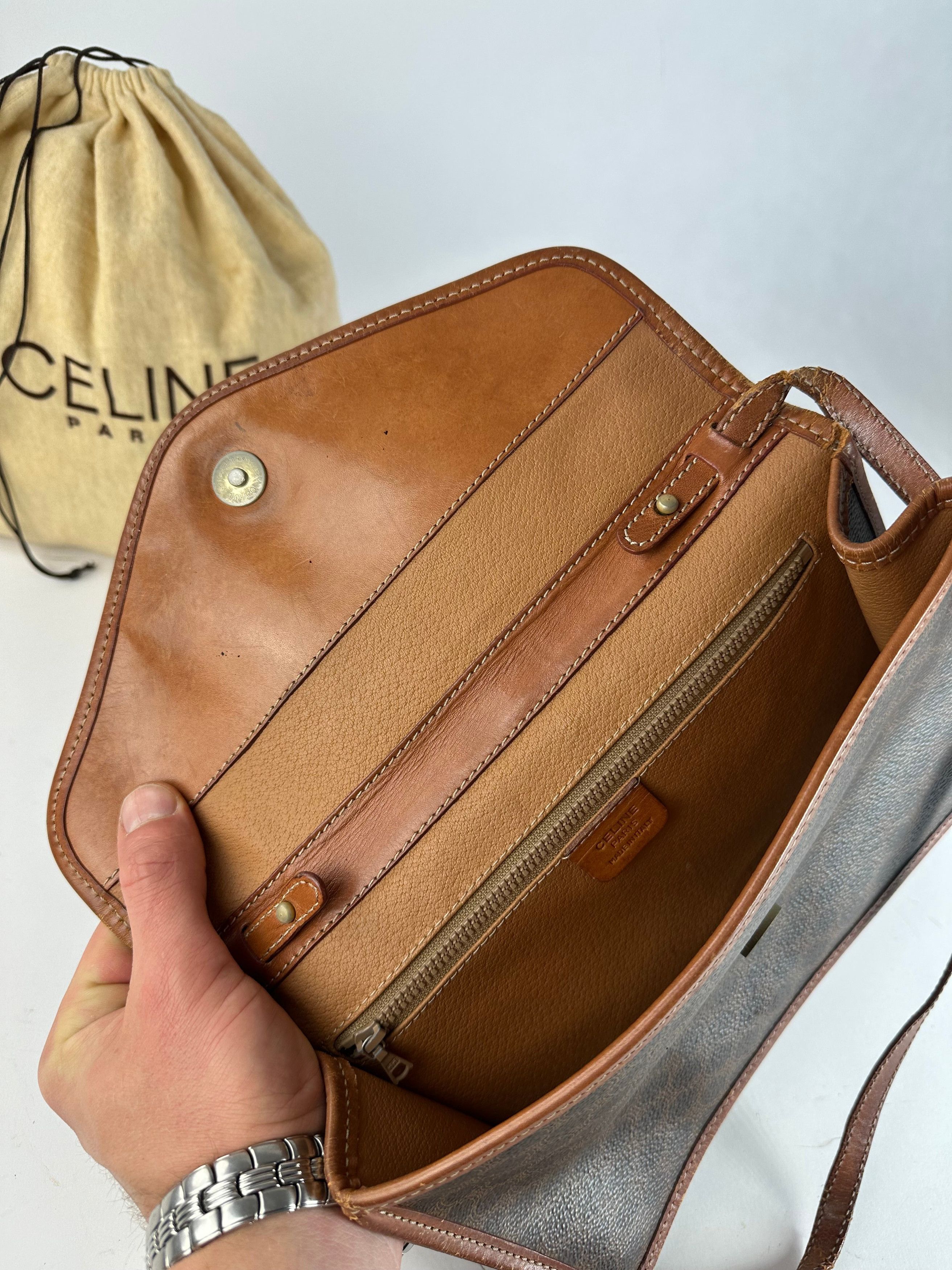 Celine Vintage Crline Paris Triomphe Monogram Leather Shoulder / Cr Size ONE SIZE - 3 Thumbnail