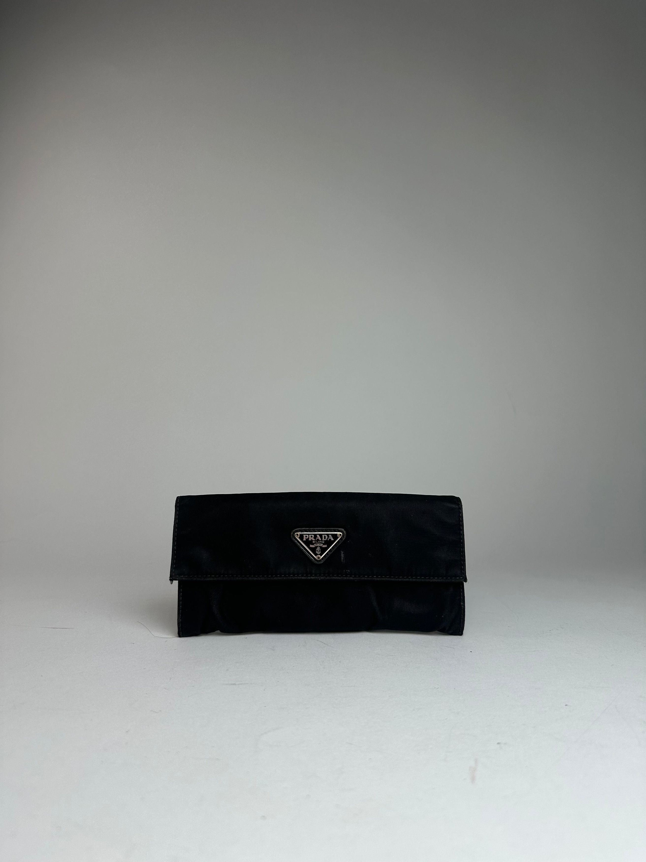 Prada Vintage Triangle Wallet Black Size ONE SIZE - 9 Thumbnail