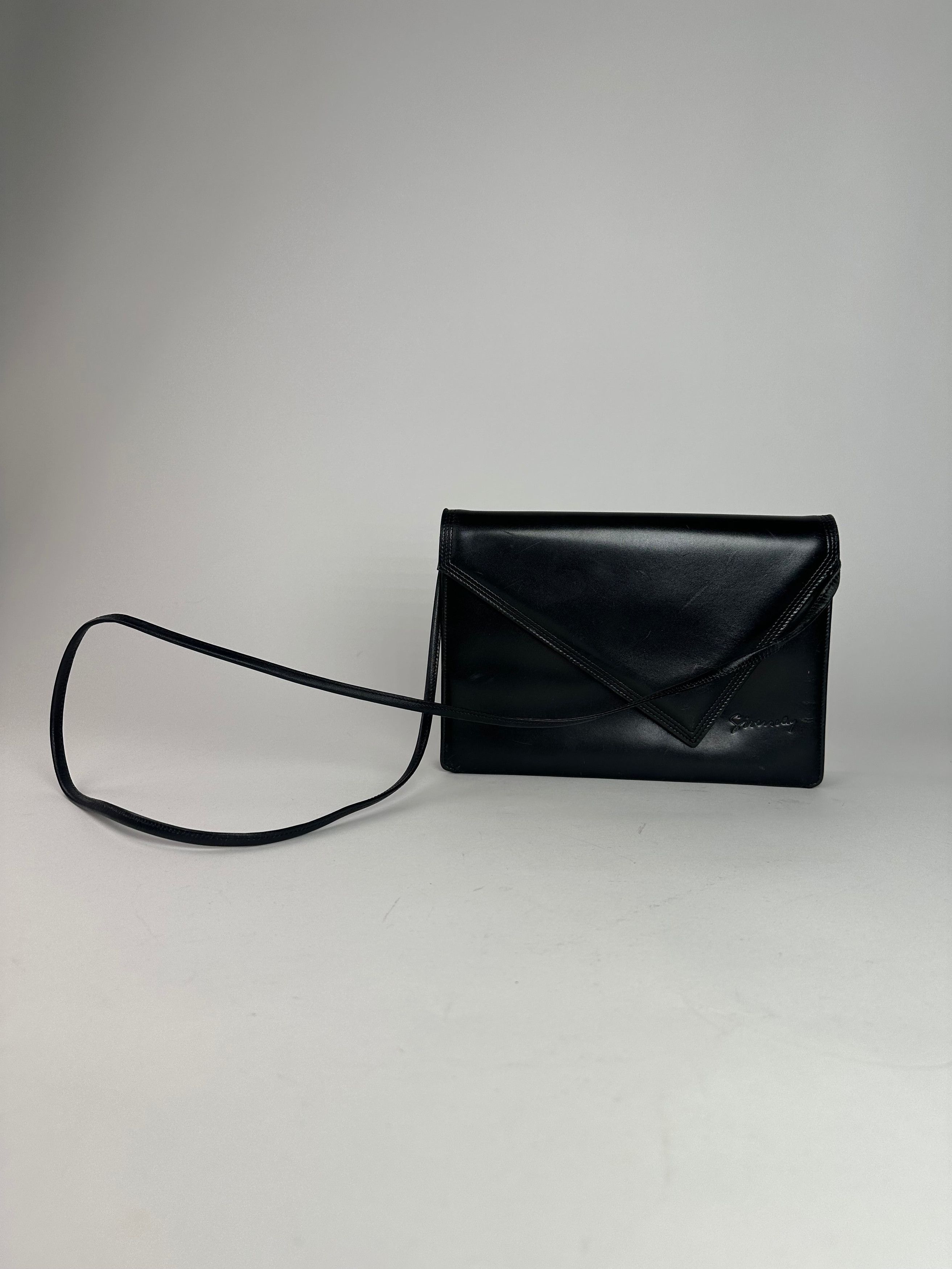 Givenchy Vintage Leather Crossbody Bag Black Size ONE SIZE - 13 Thumbnail