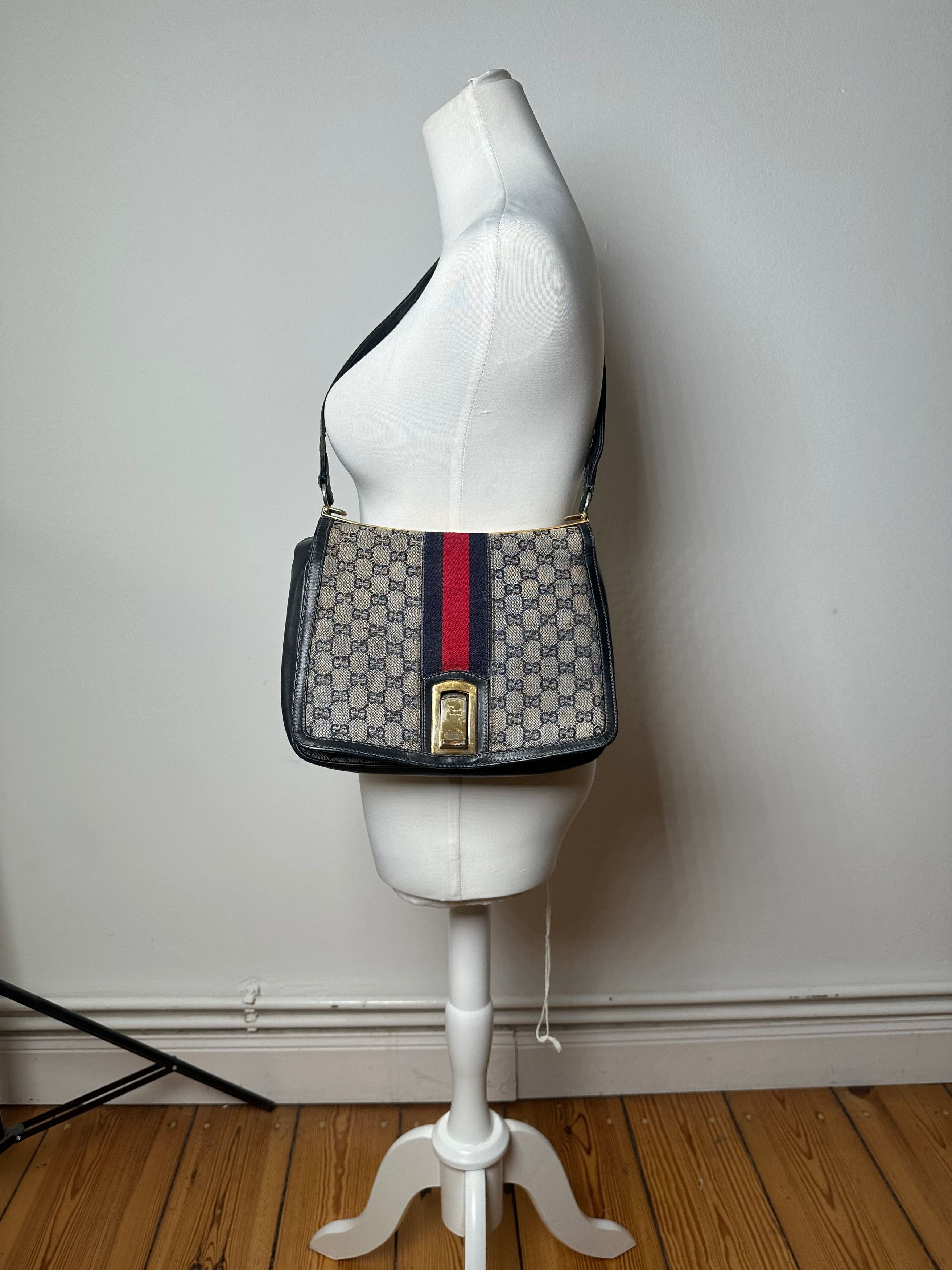 Gucci Vintage 80s Monogram Shoulder Bag Navy Grey Size ONE SIZE - 4 Thumbnail