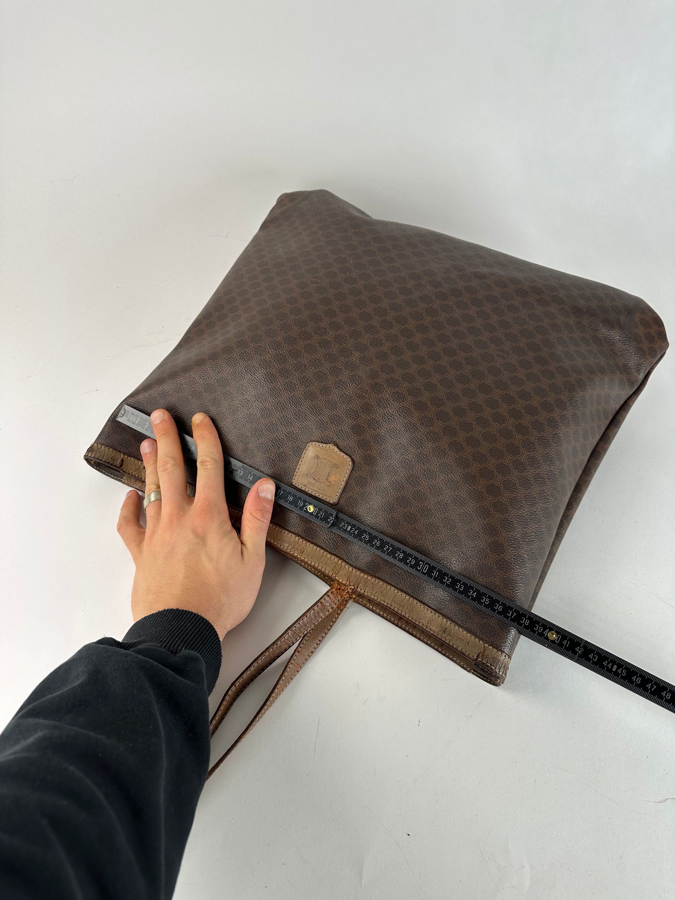 Celine Vintage Paris Triomphe Monogram Leather Tote Bag Brown Size ONE SIZE - 8 Thumbnail