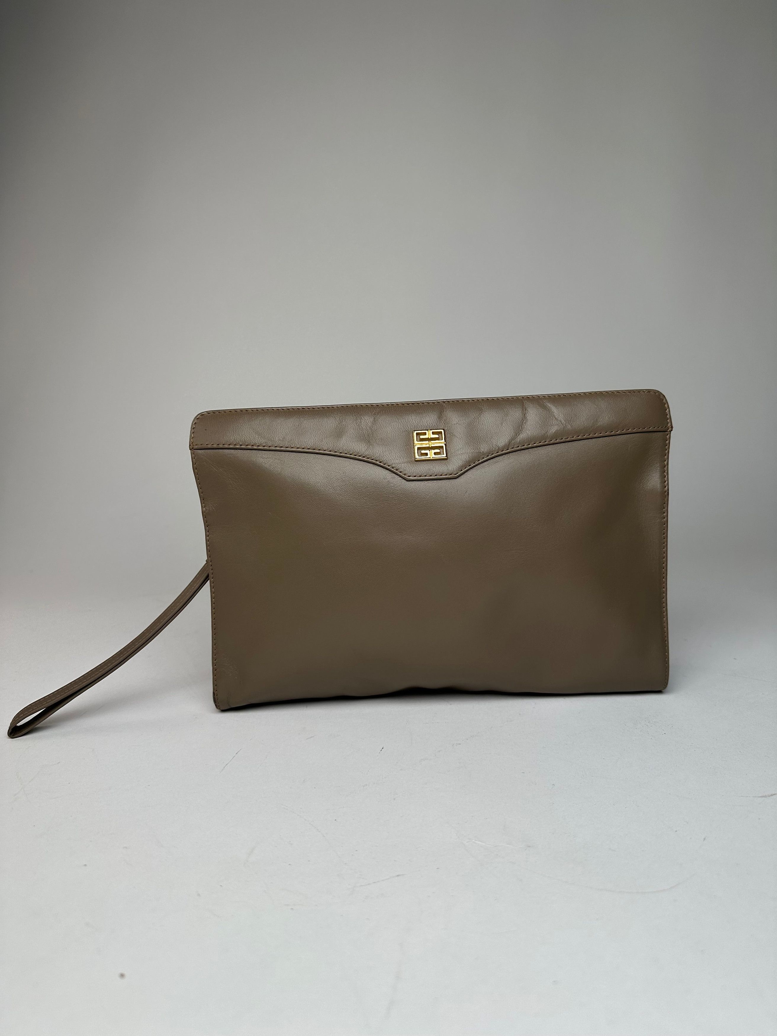 Givenchy Vintage Logo Leather Clutch Grey Size ONE SIZE - 10 Thumbnail