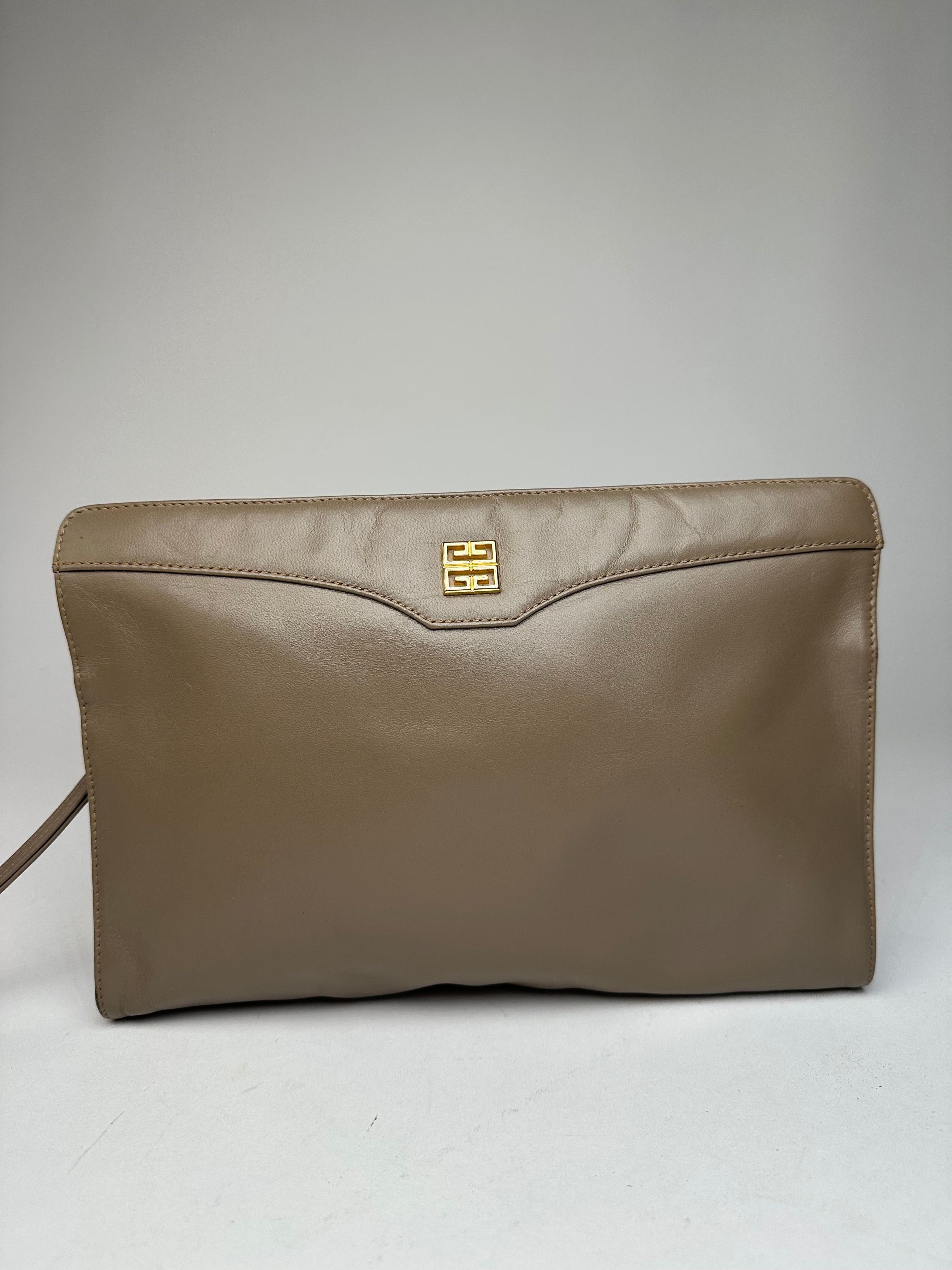 Givenchy Vintage Logo Leather Clutch Grey Size ONE SIZE - 4 Thumbnail
