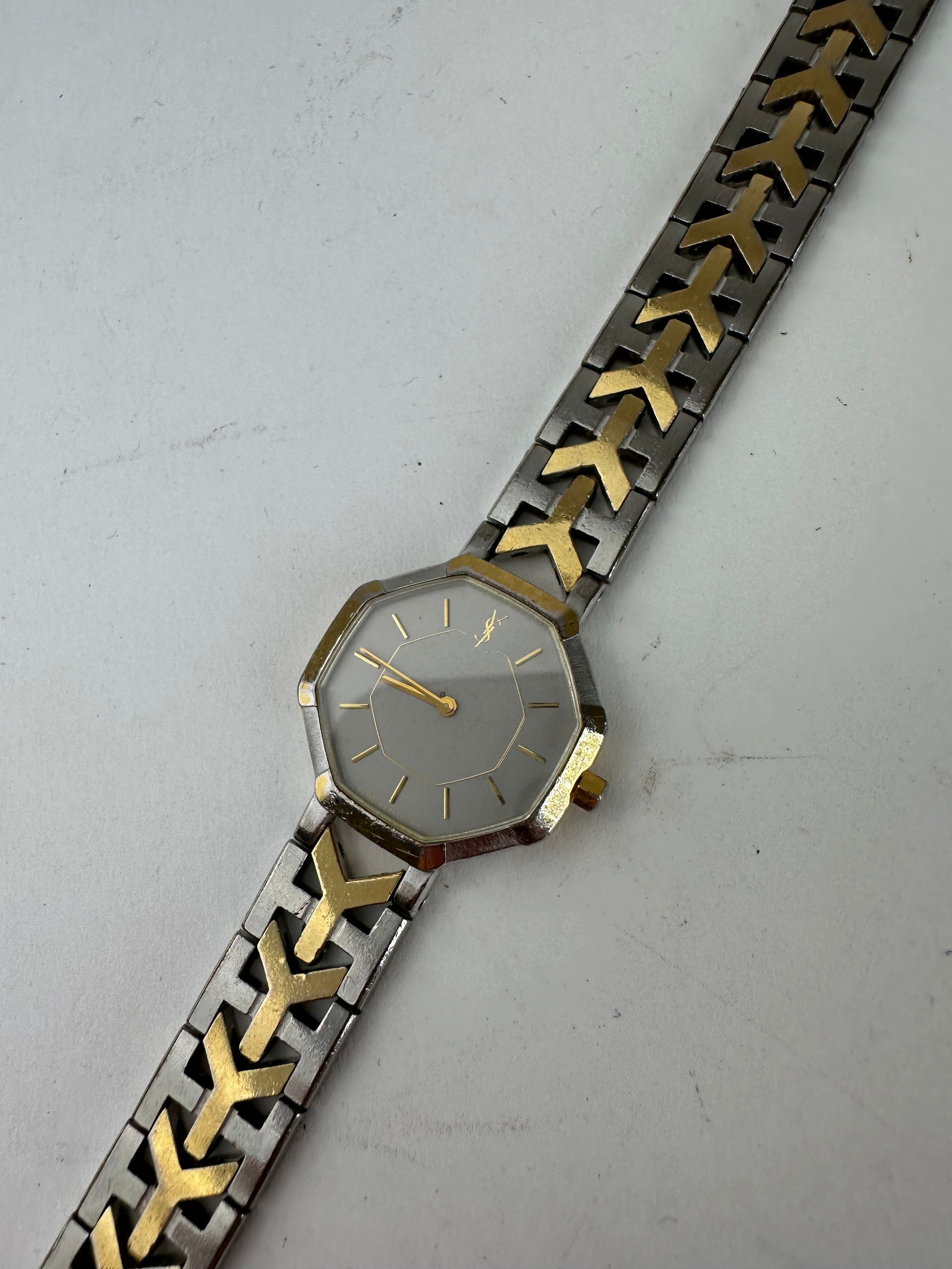 Other Vintage Yves Saint Laurent Gold Plated Quartz Watch Size ONE SIZE - 9 Thumbnail