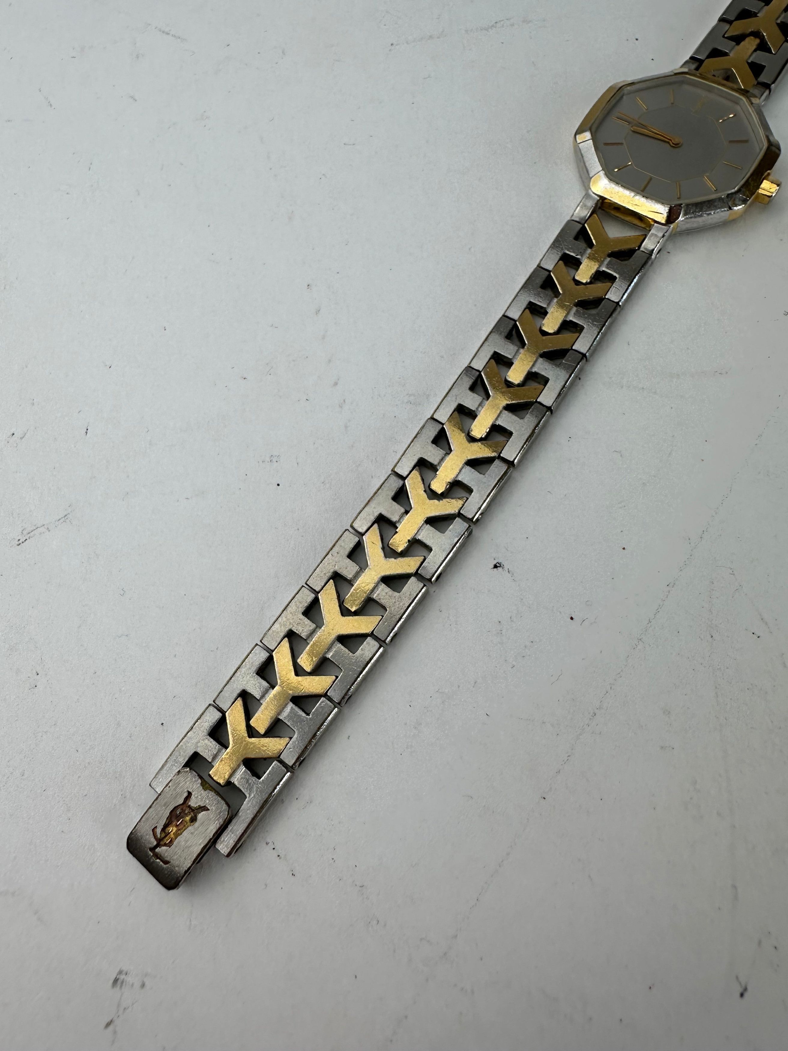 Other Vintage Yves Saint Laurent Gold Plated Quartz Watch Size ONE SIZE - 7 Thumbnail