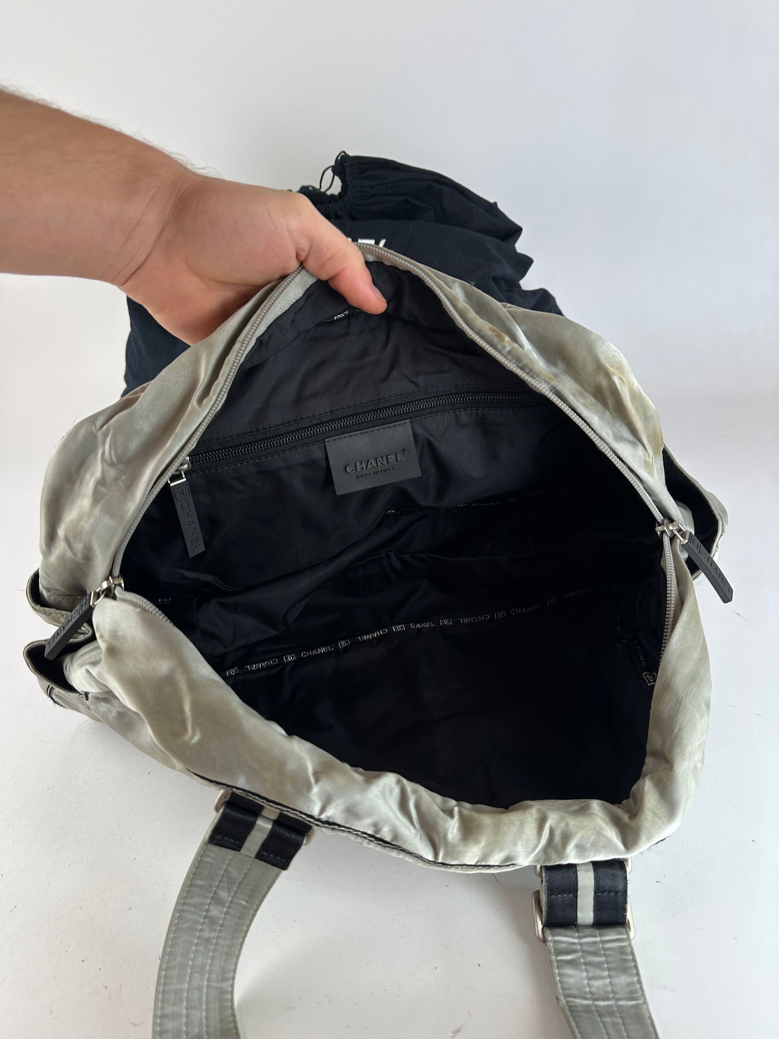 Chanel Vintage Polyester Duffel Bag Silver Black Size ONE SIZE - 4 Thumbnail