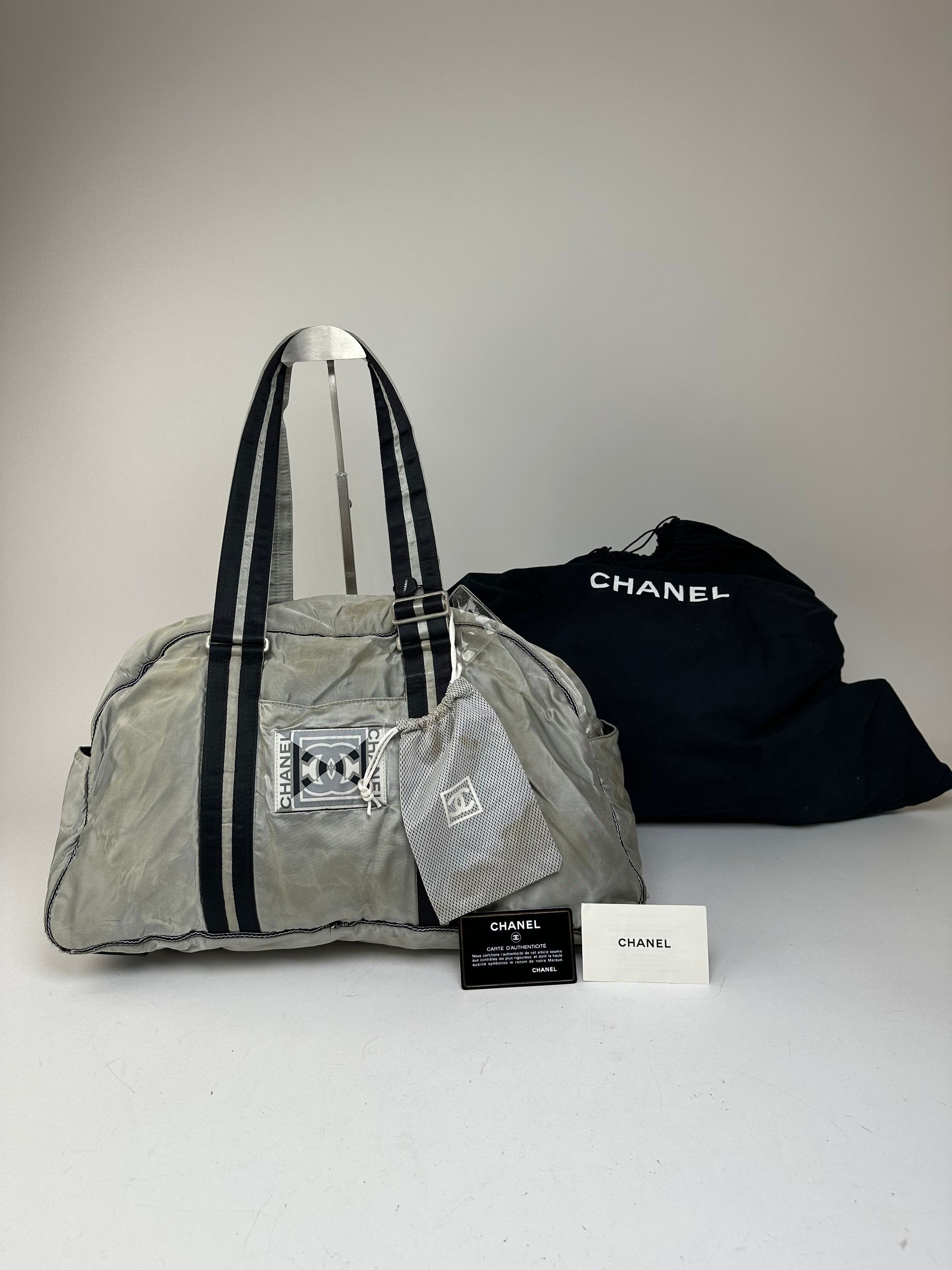 Chanel Vintage Polyester Duffel Bag Silver Black Size ONE SIZE - 15 Thumbnail