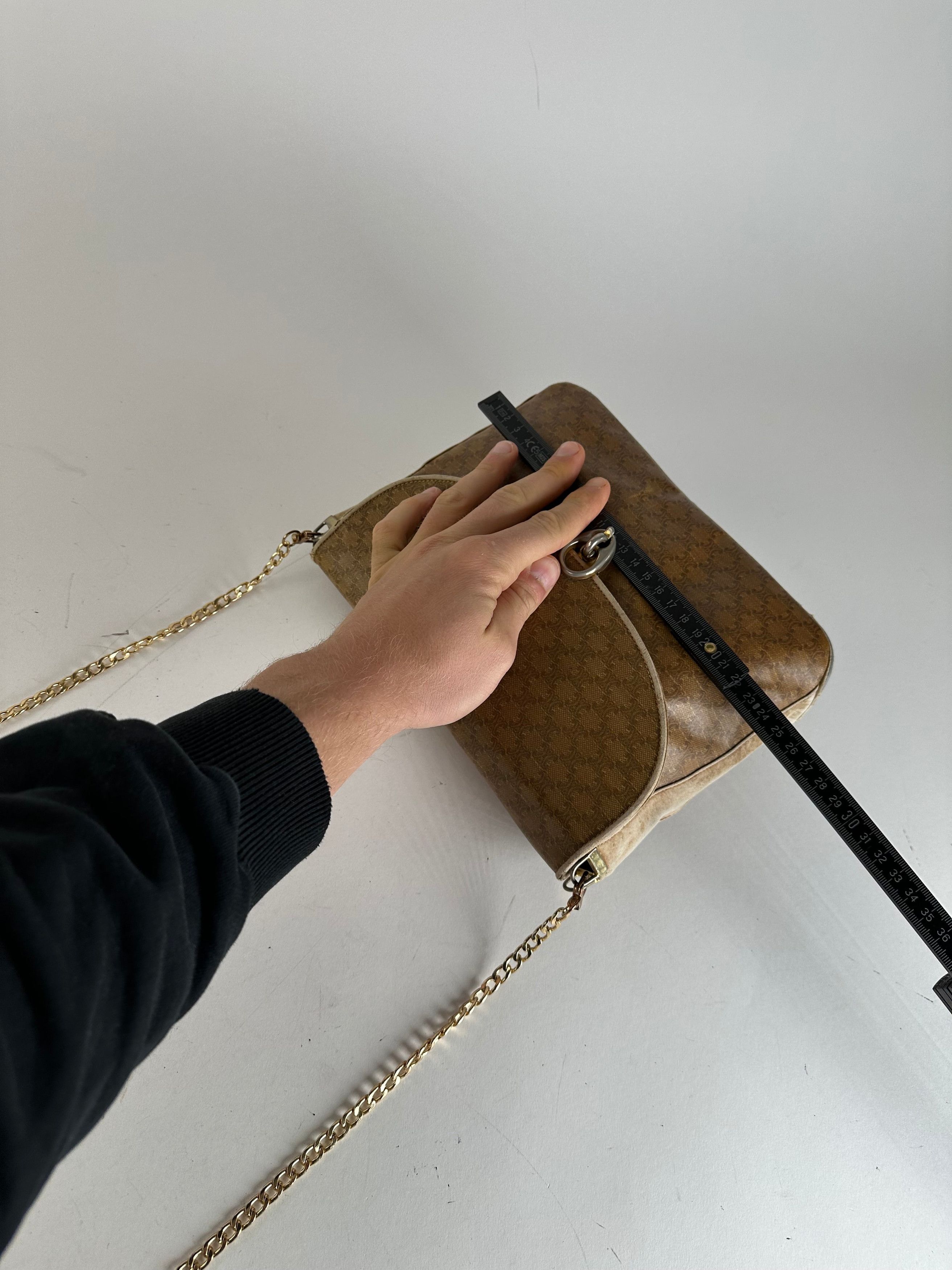 Celine Vintage Paris Triomphe Monogram Chain Leather Bag Brown Size ONE SIZE - 12 Thumbnail