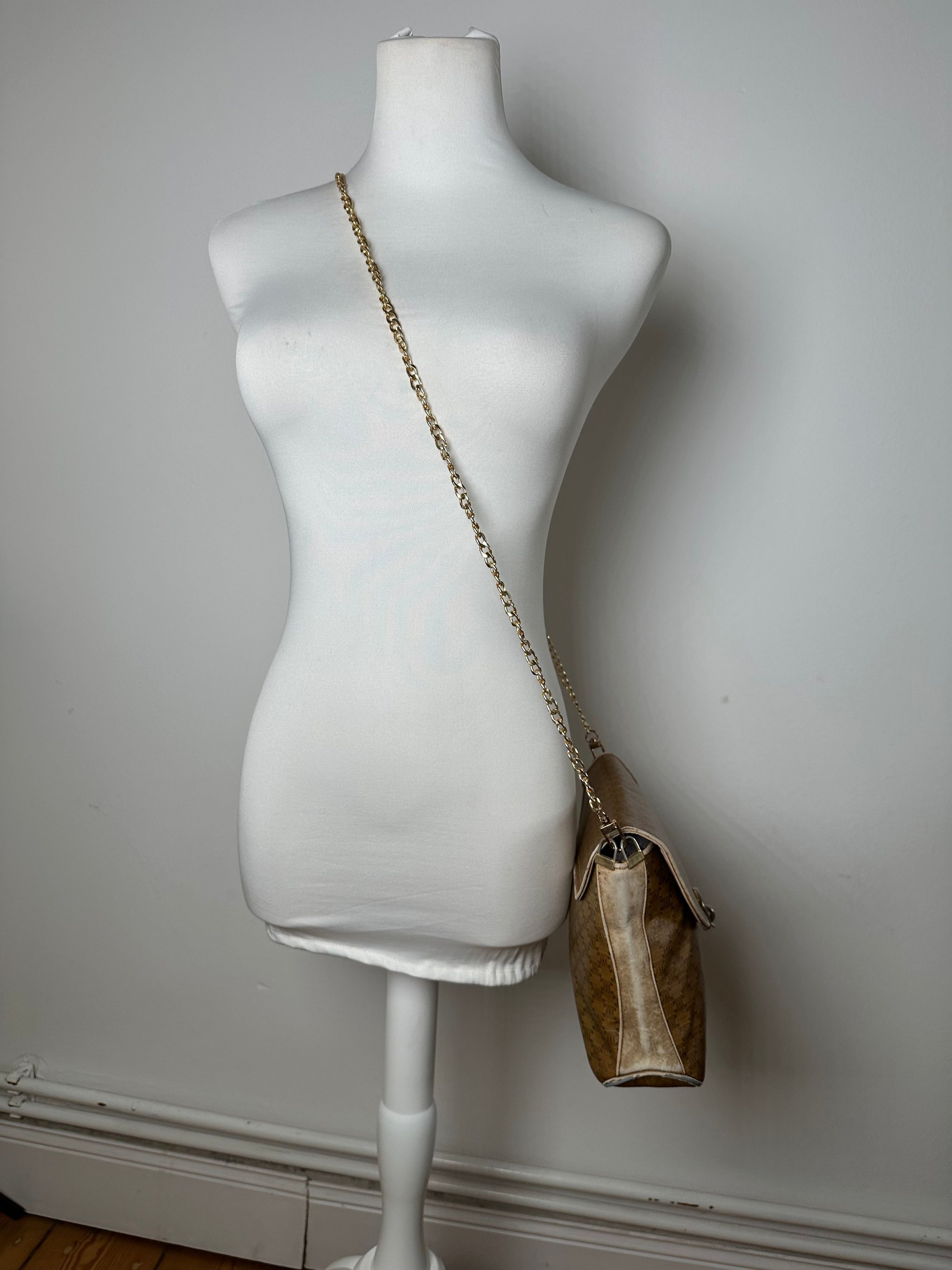 Celine Vintage Paris Triomphe Monogram Chain Leather Bag Brown Size ONE SIZE - 6 Thumbnail