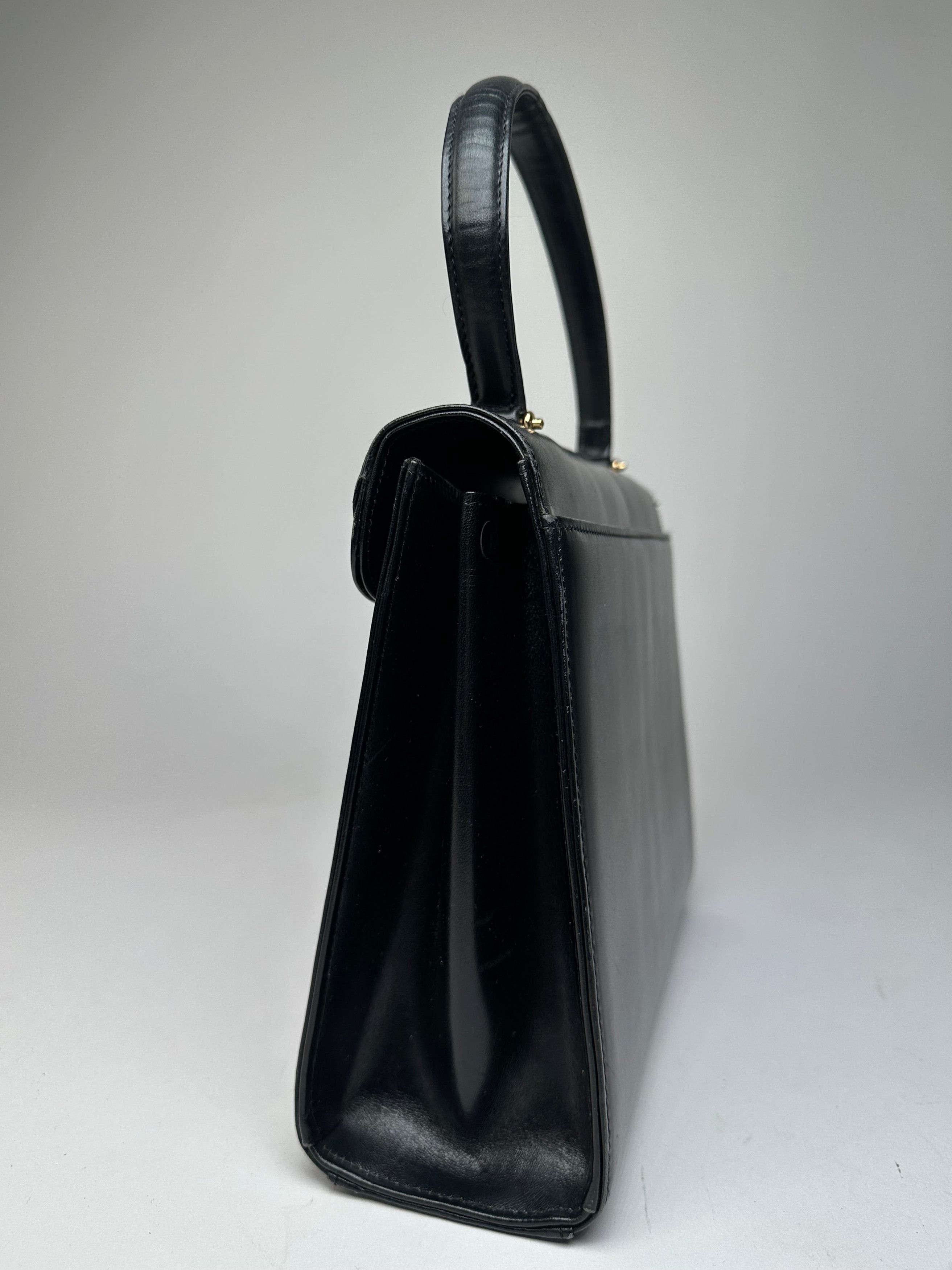 Givenchy Vintage Leather Logo Handbag Black Size ONE SIZE - 3 Thumbnail