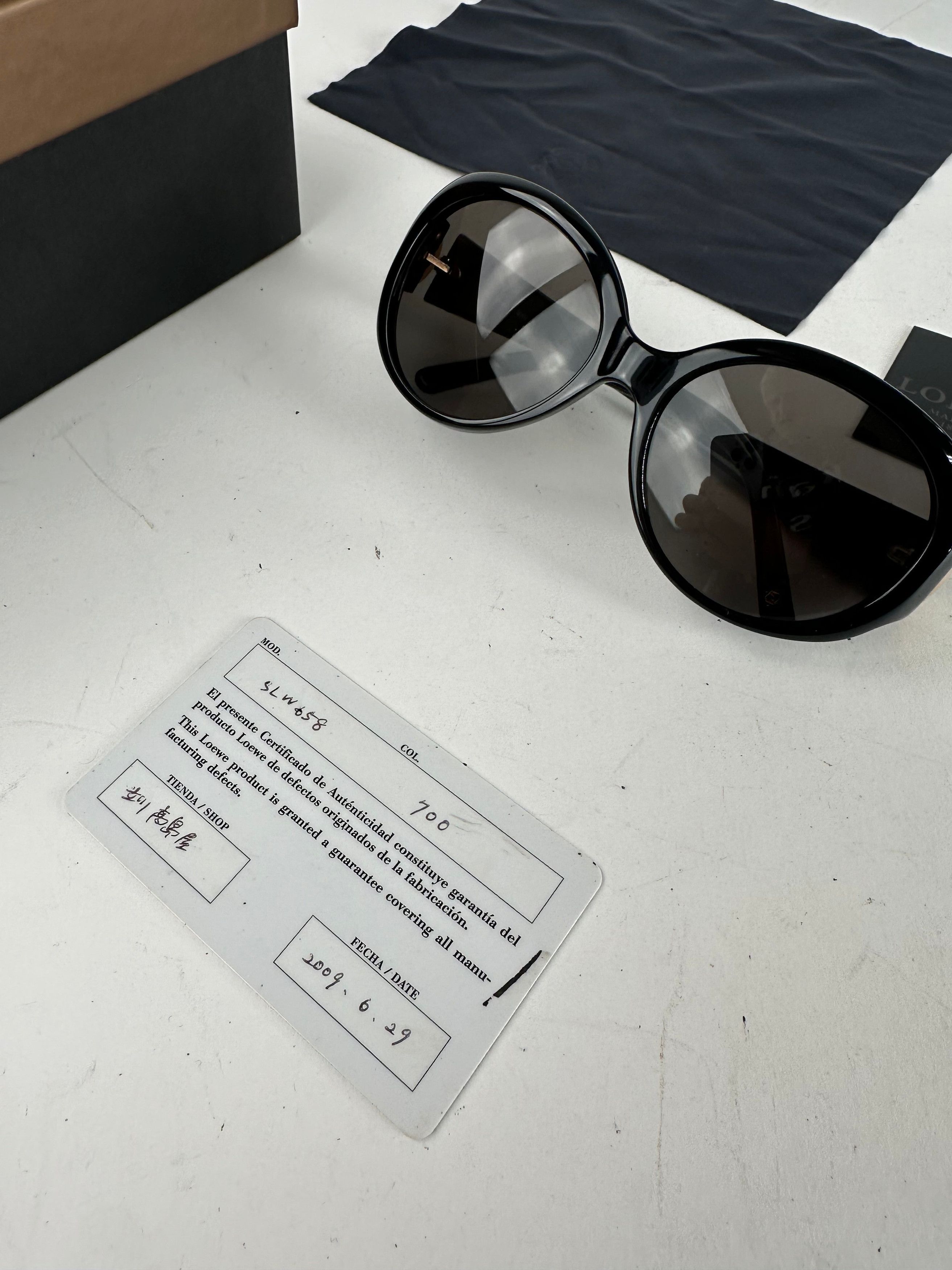 Loewe Vintage Overd Sunglasses Black Size ONE SIZE - 12 Thumbnail