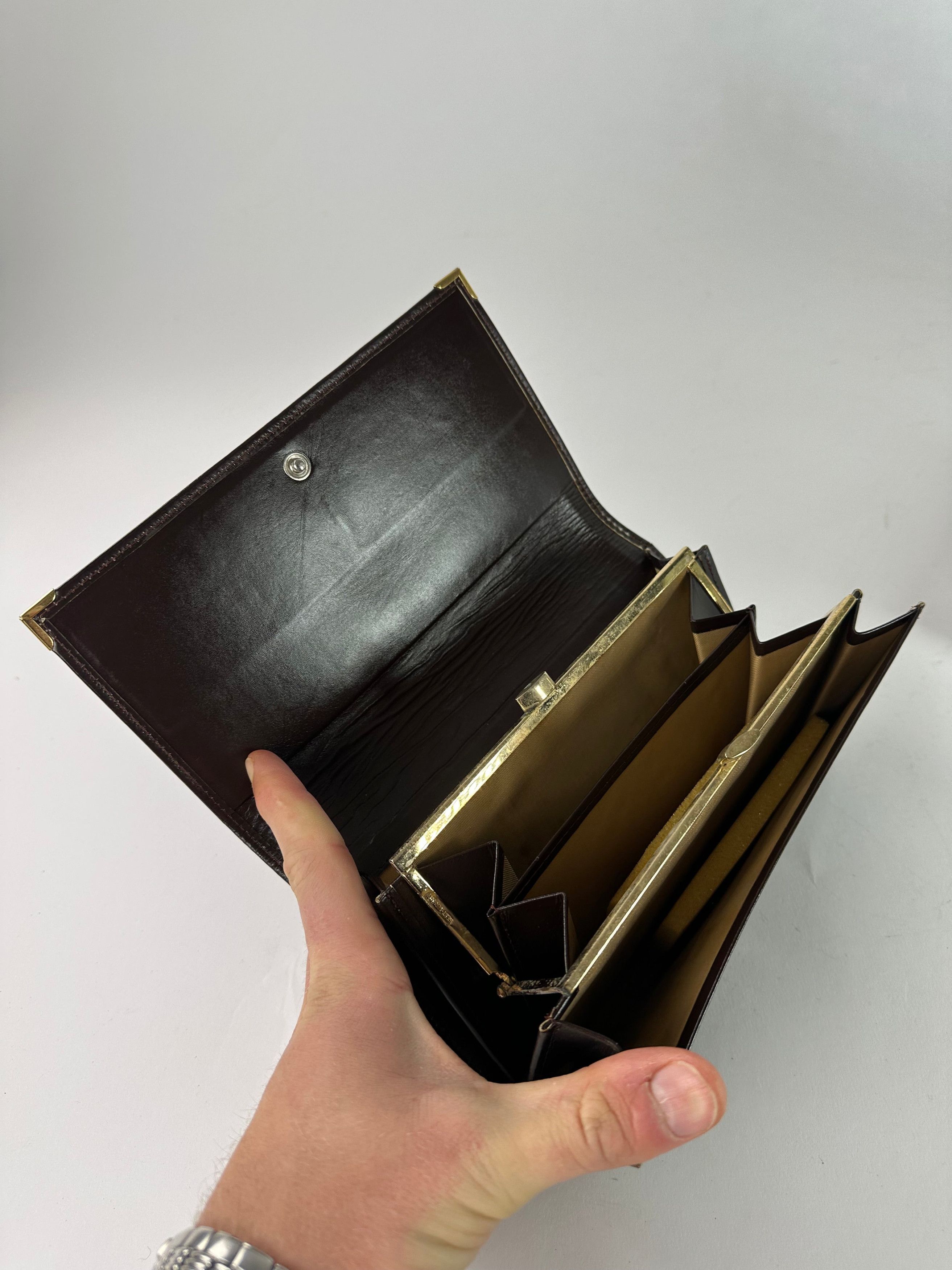 Givenchy Vintage Leather Monogram Clutch Brown Beige Size ONE SIZE - 5 Thumbnail