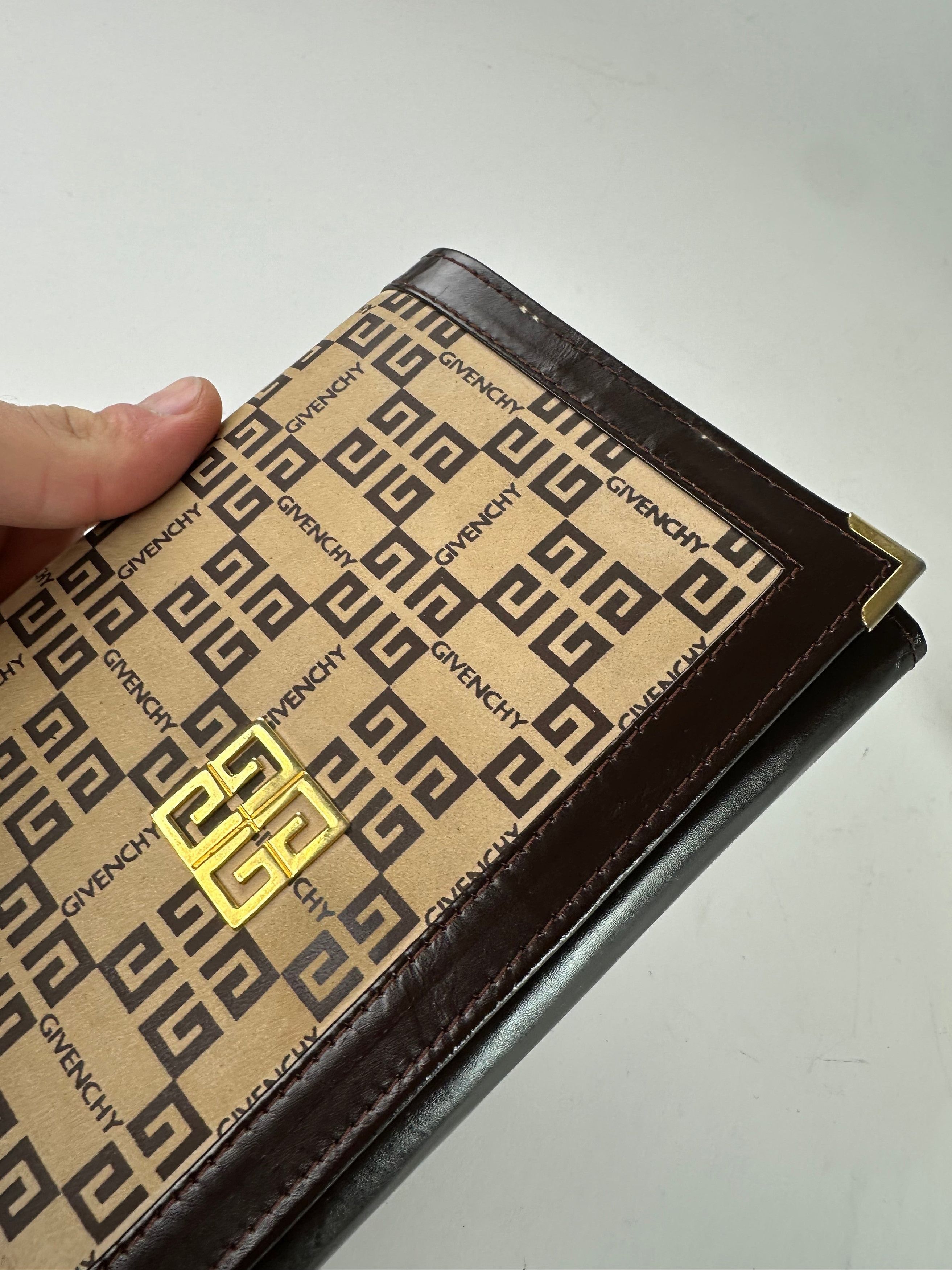 Givenchy Vintage Leather Monogram Clutch Brown Beige Size ONE SIZE - 3 Thumbnail