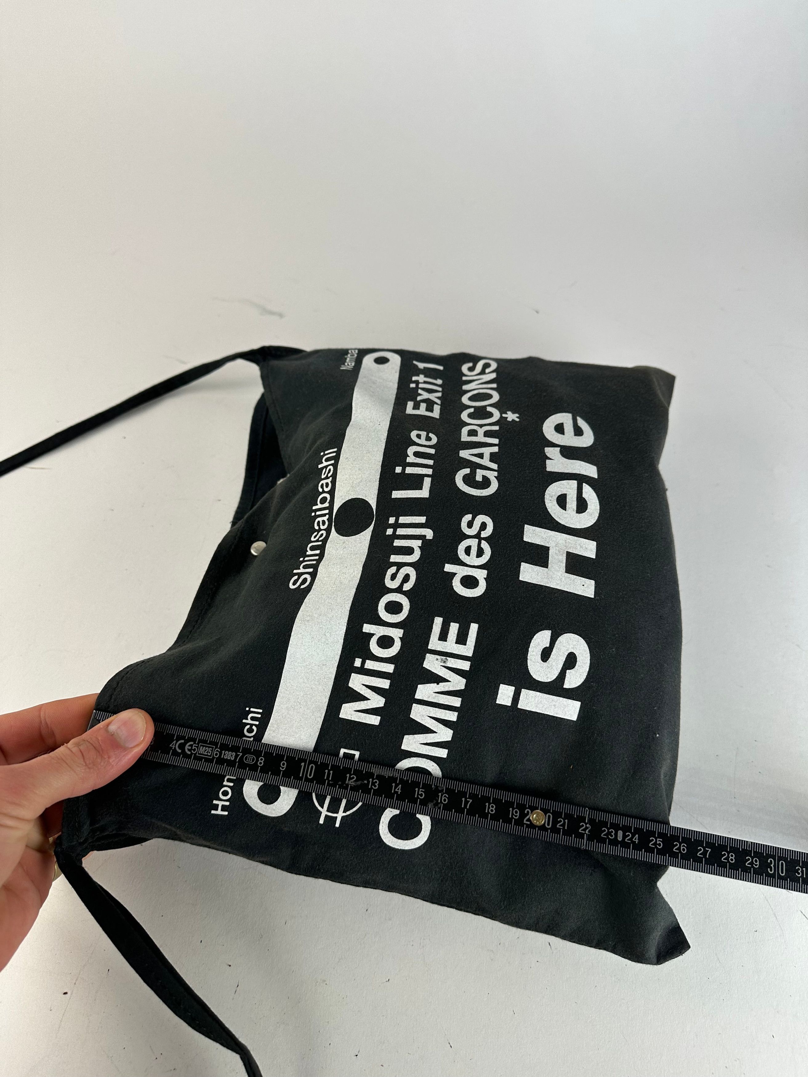 Comme des Garcons Vintage Comme Des Garçons Canvas Shoulder Bag Black White Size ONE SIZE - 11 Thumbnail